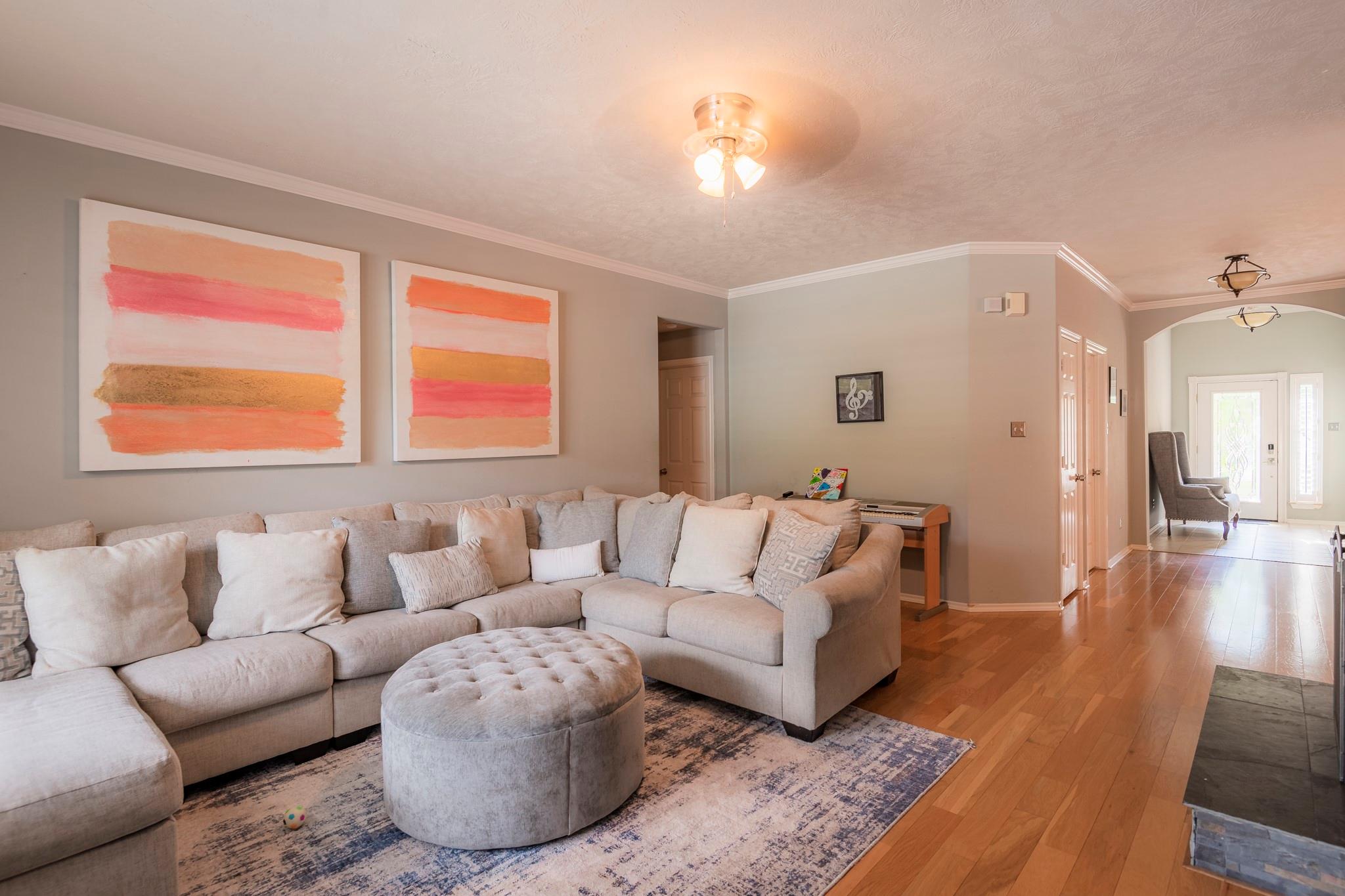 10 Delphinium Place
