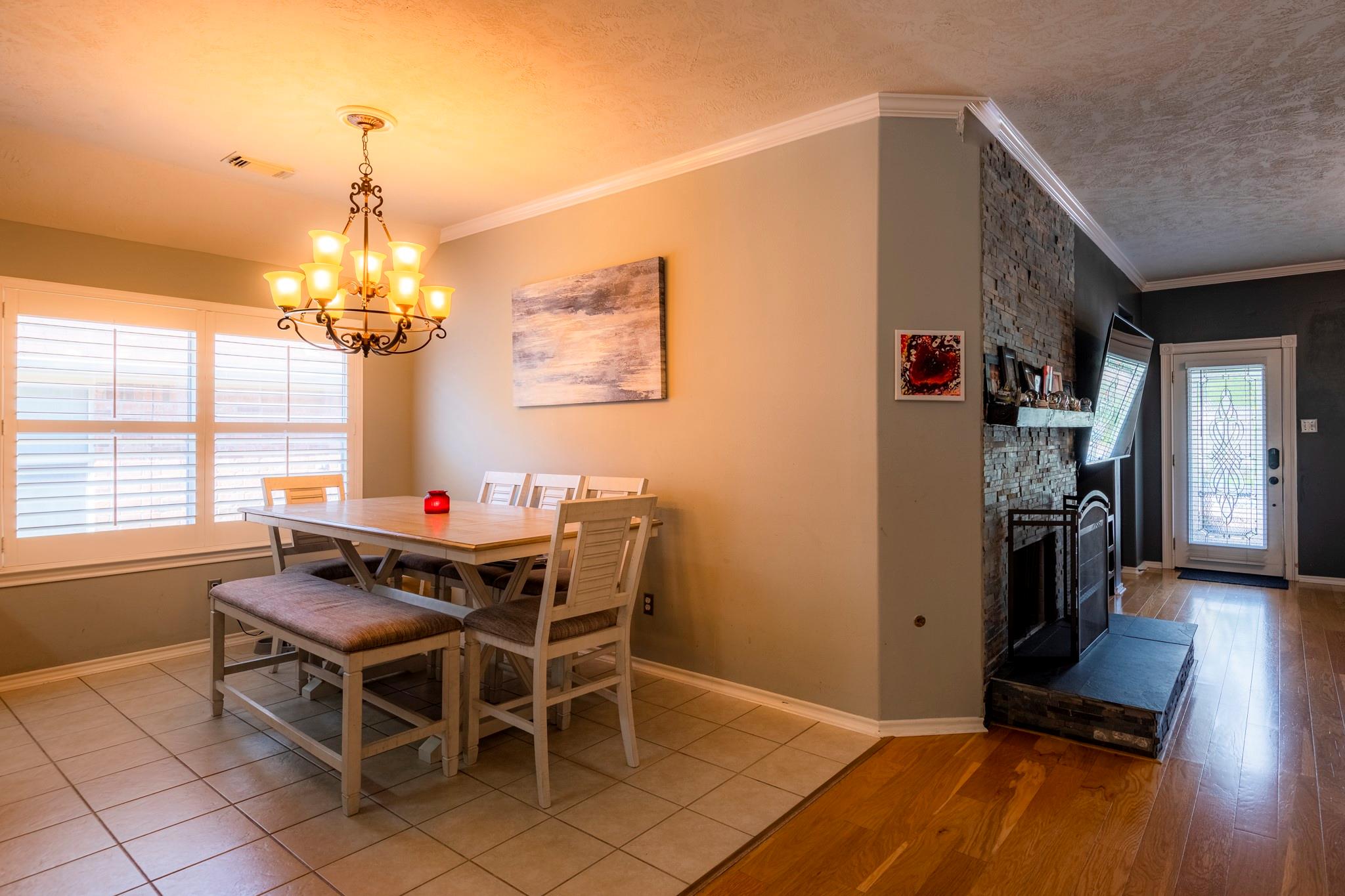 10 Delphinium Place