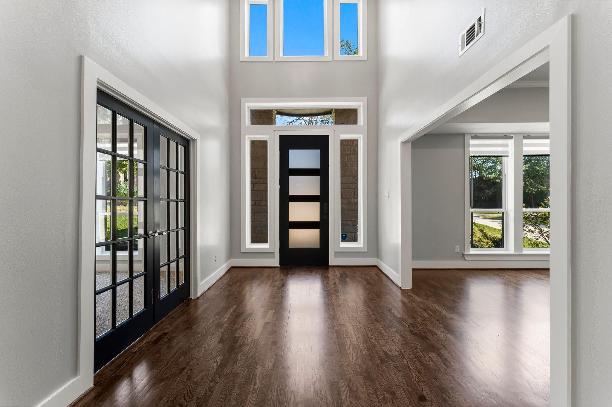 24611 W Kingscrest Circle