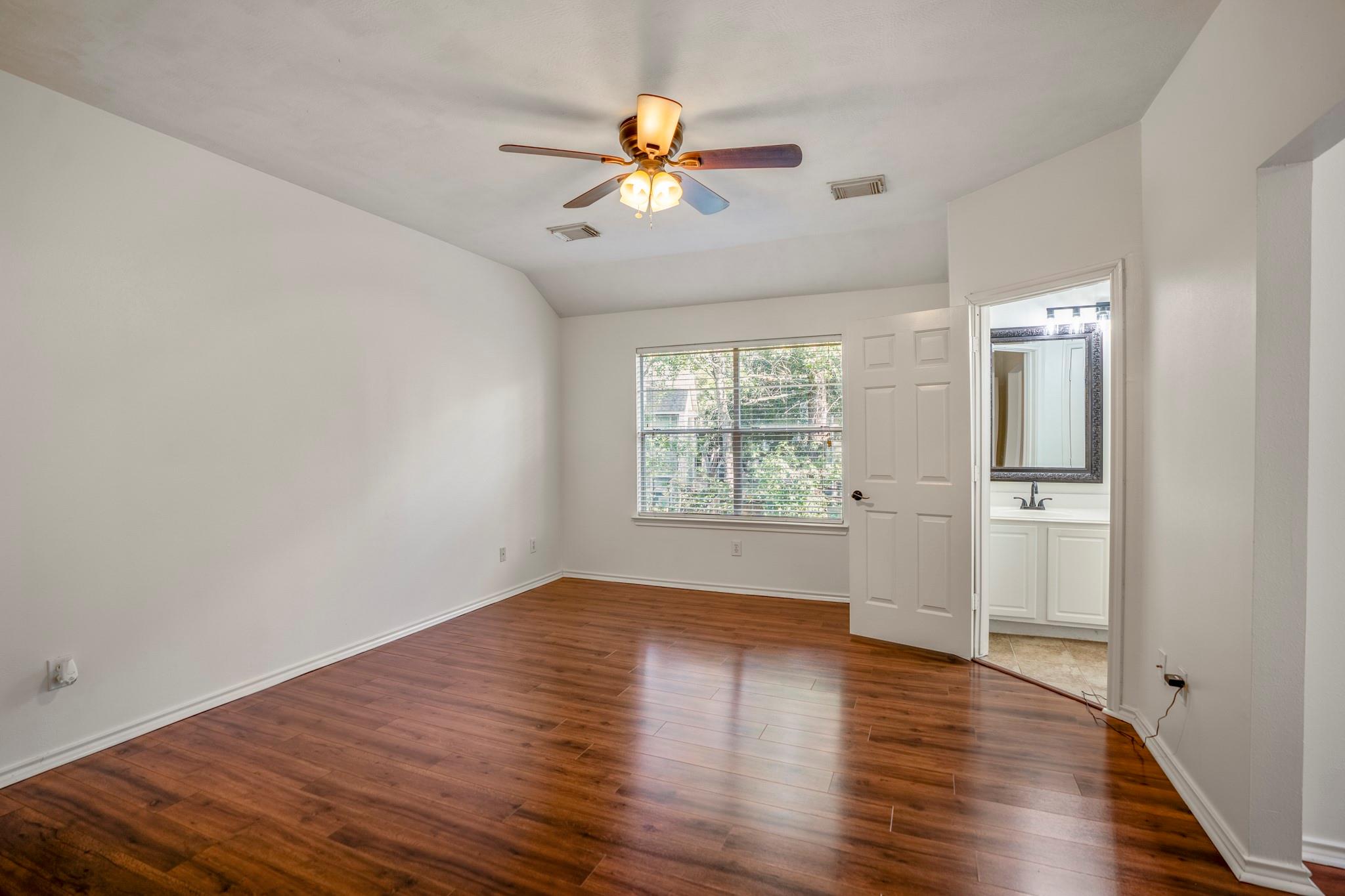 55 N Walden Elms Circle