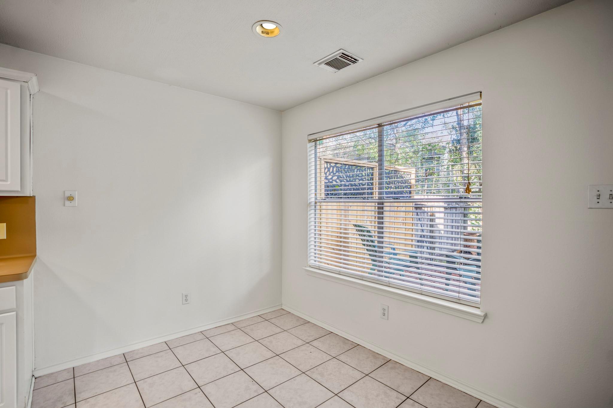55 N Walden Elms Circle