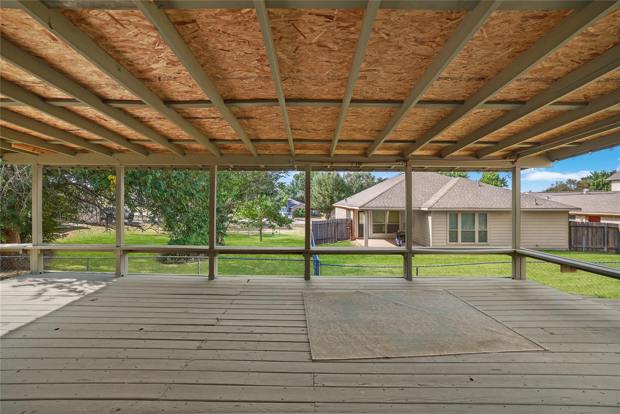 207 Leisure Lane