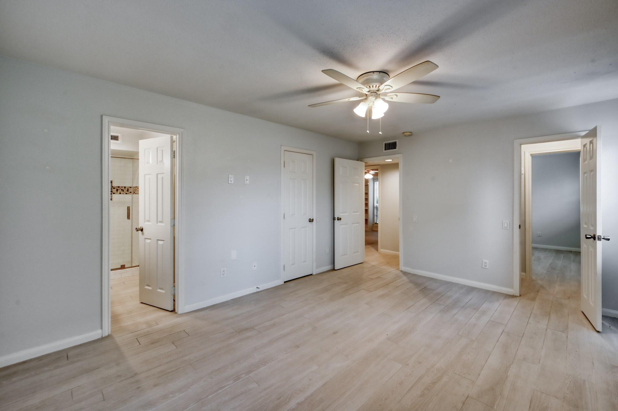 1860 White Oak Drive # 207