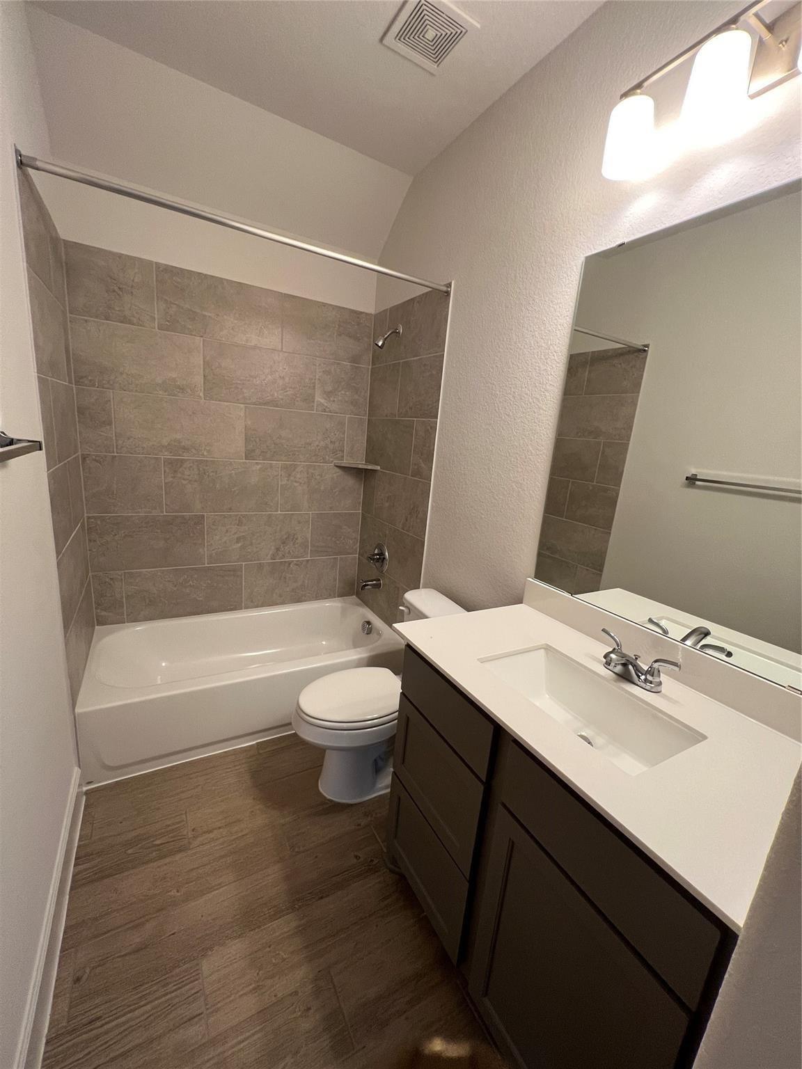 508 Burnaby Ct