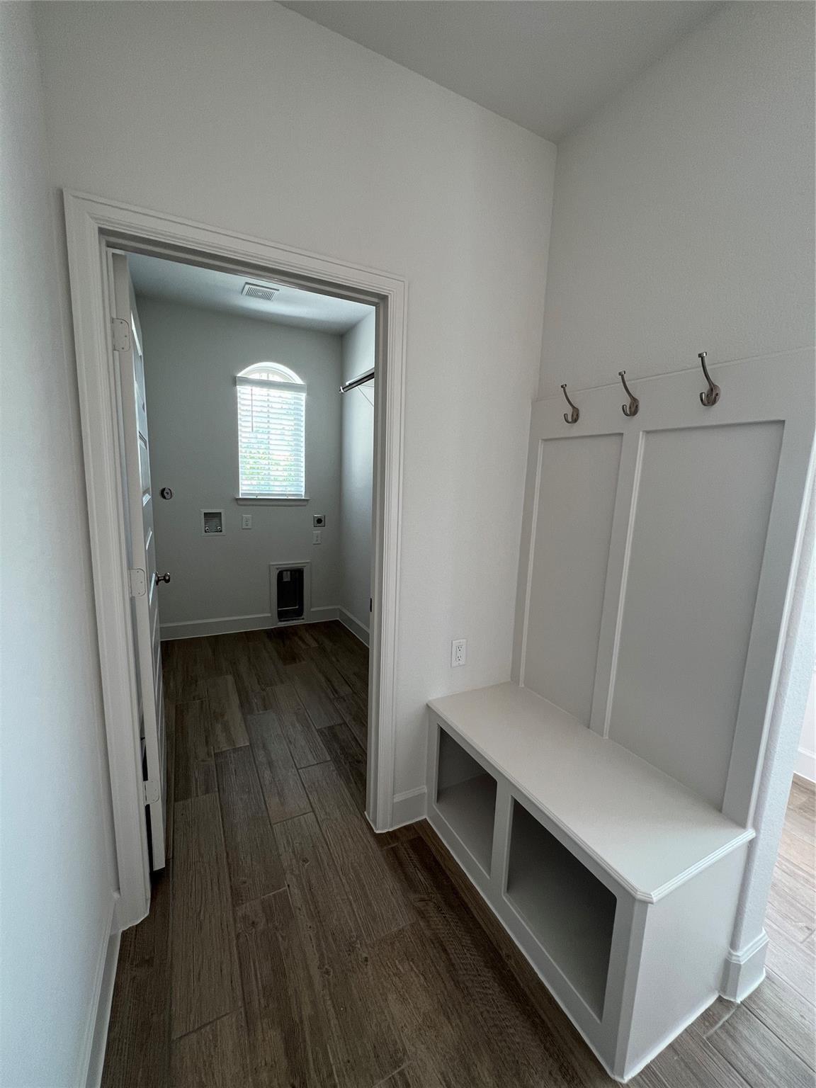 508 Burnaby Ct