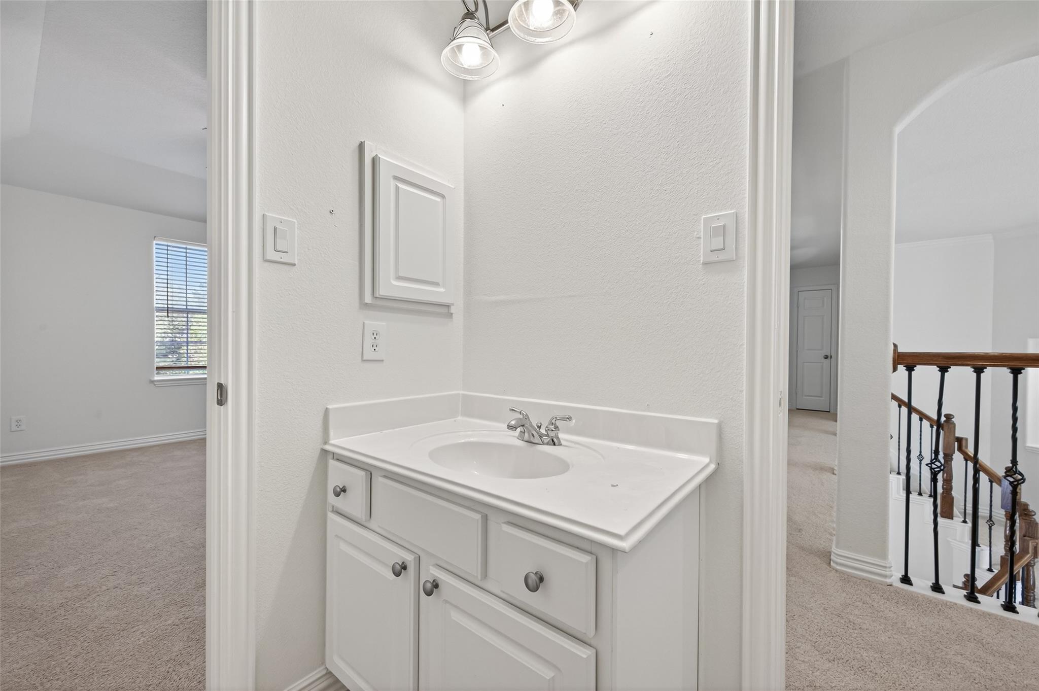 15 Marquise Oaks Place