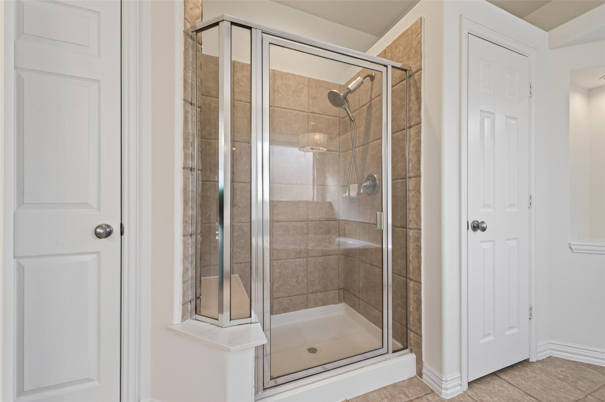 15 Marquise Oaks Place