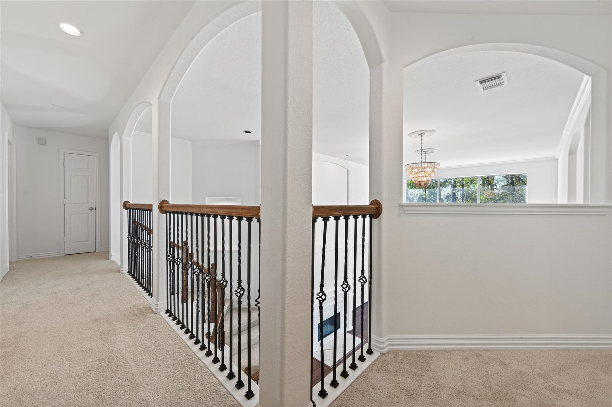 15 Marquise Oaks Place