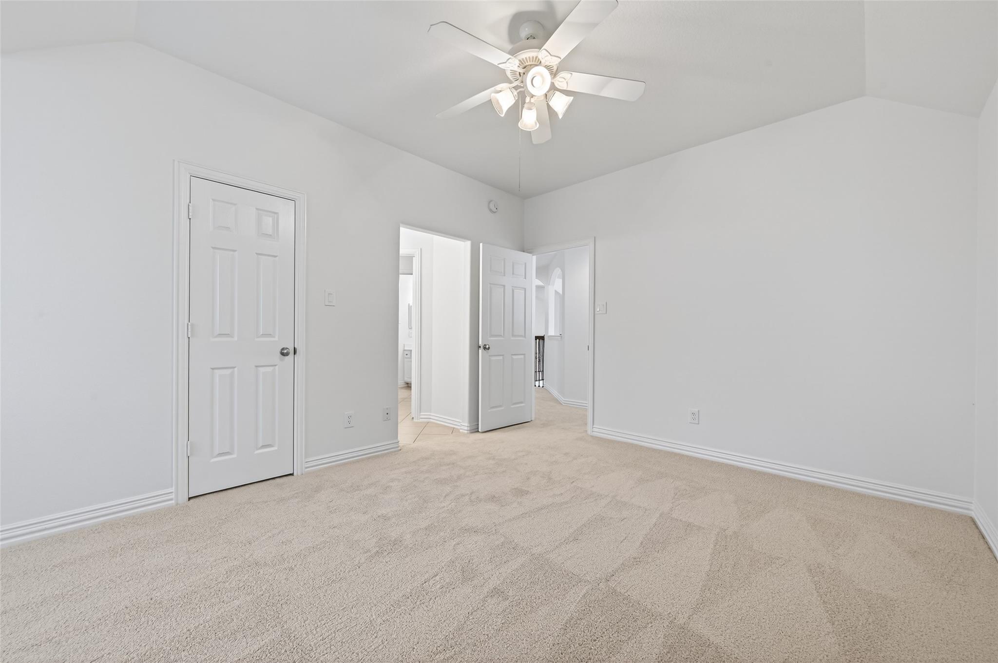 15 Marquise Oaks Place