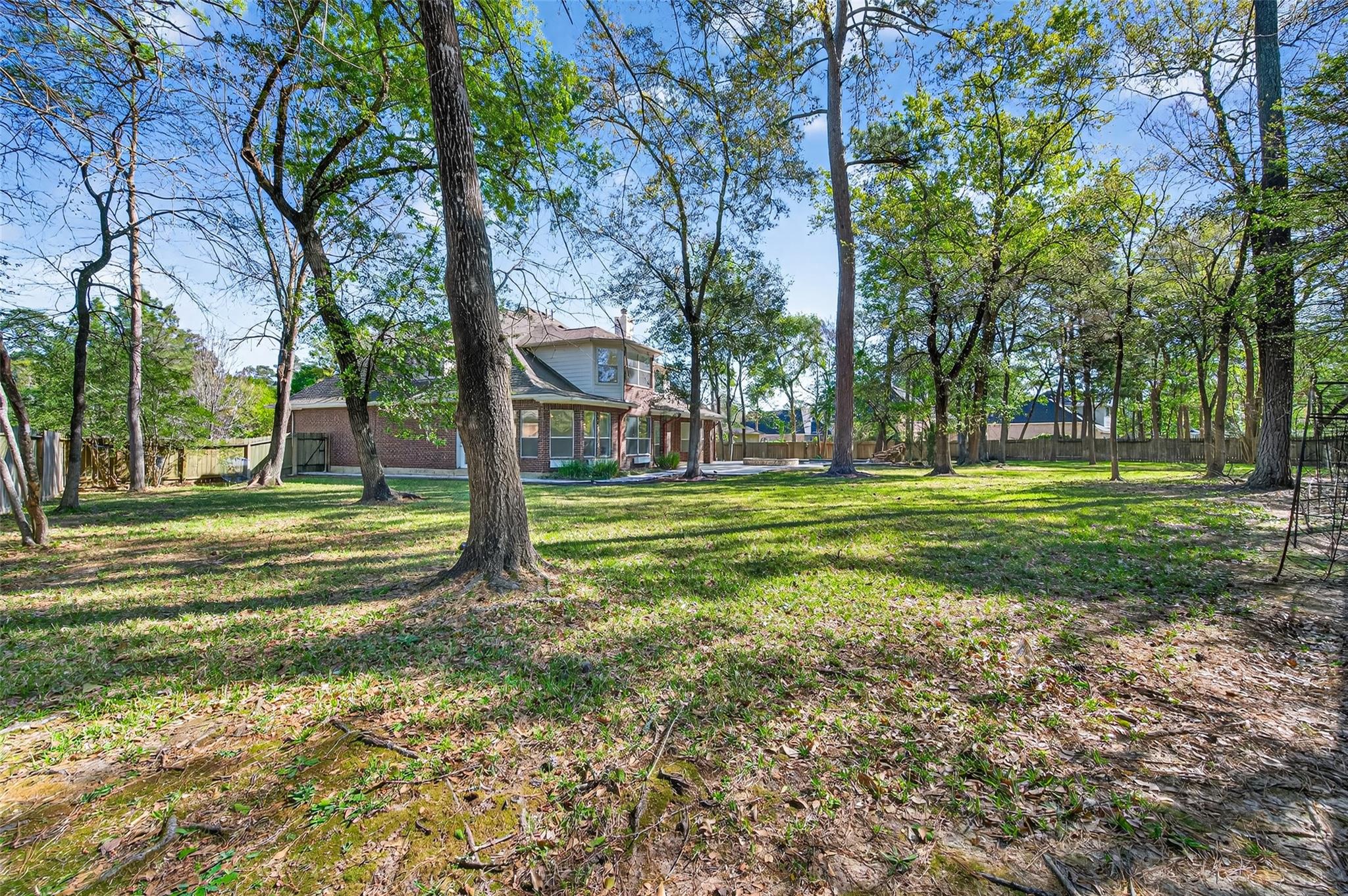 15 Marquise Oaks Place