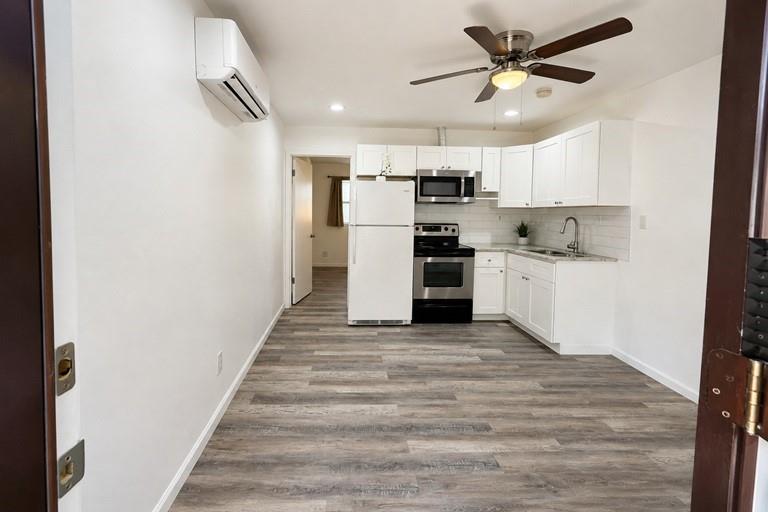 3903 Midforest Drive