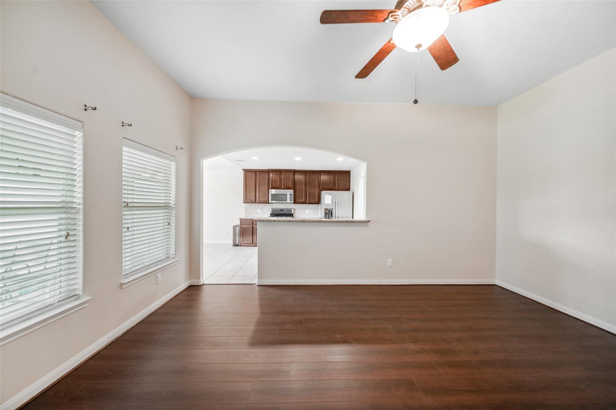 2038 Borthwick Lane