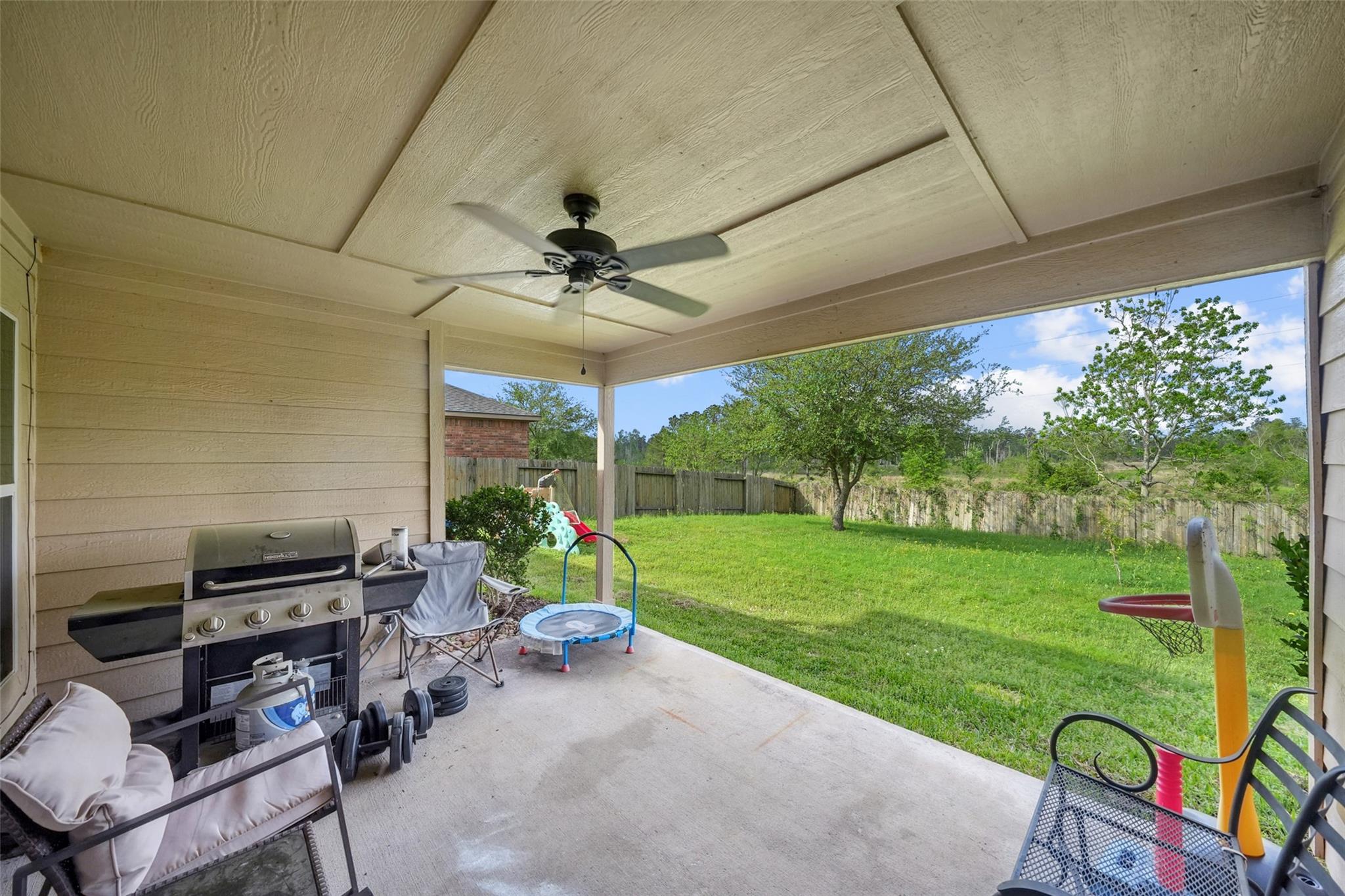 2038 Borthwick Lane