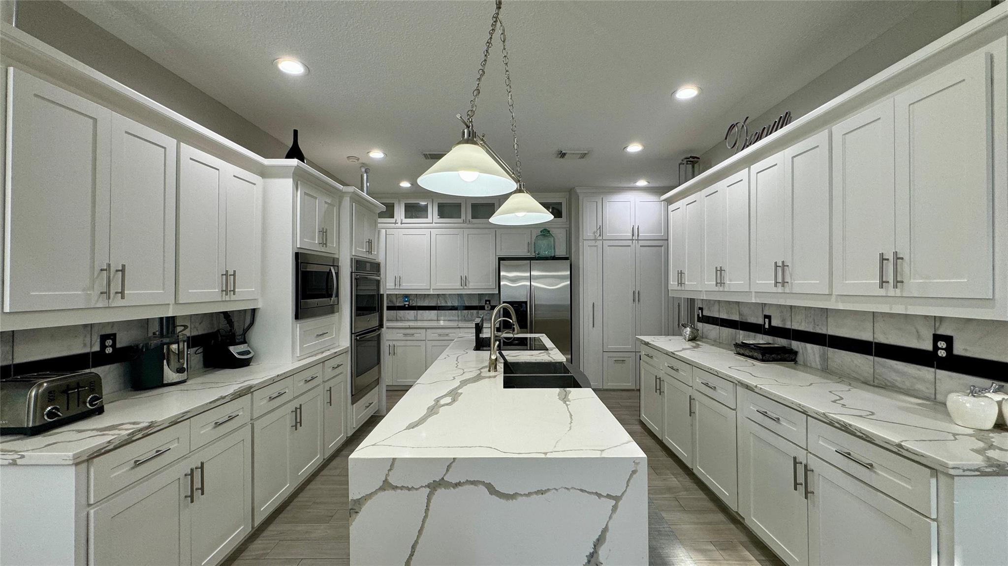 59 Acorn Cluster Court