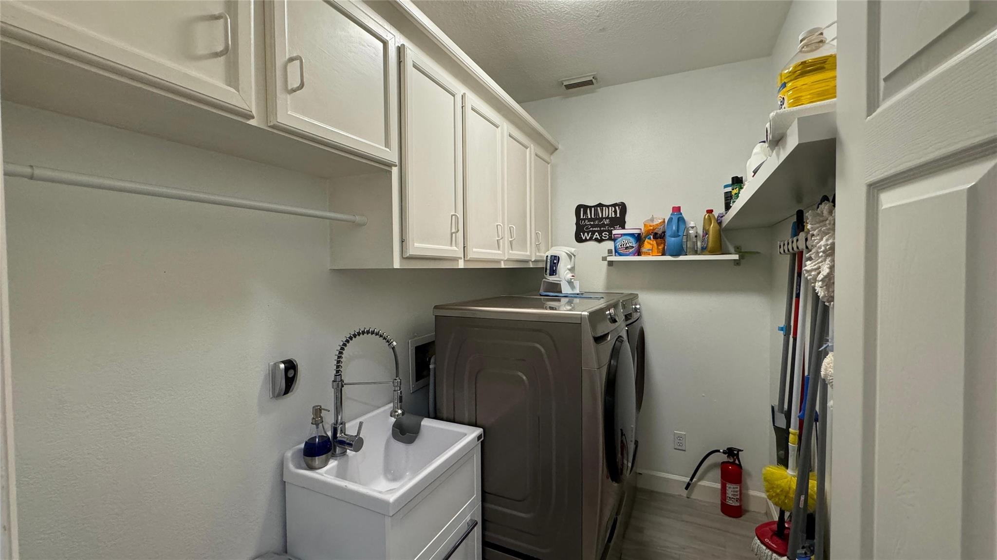 59 Acorn Cluster Court