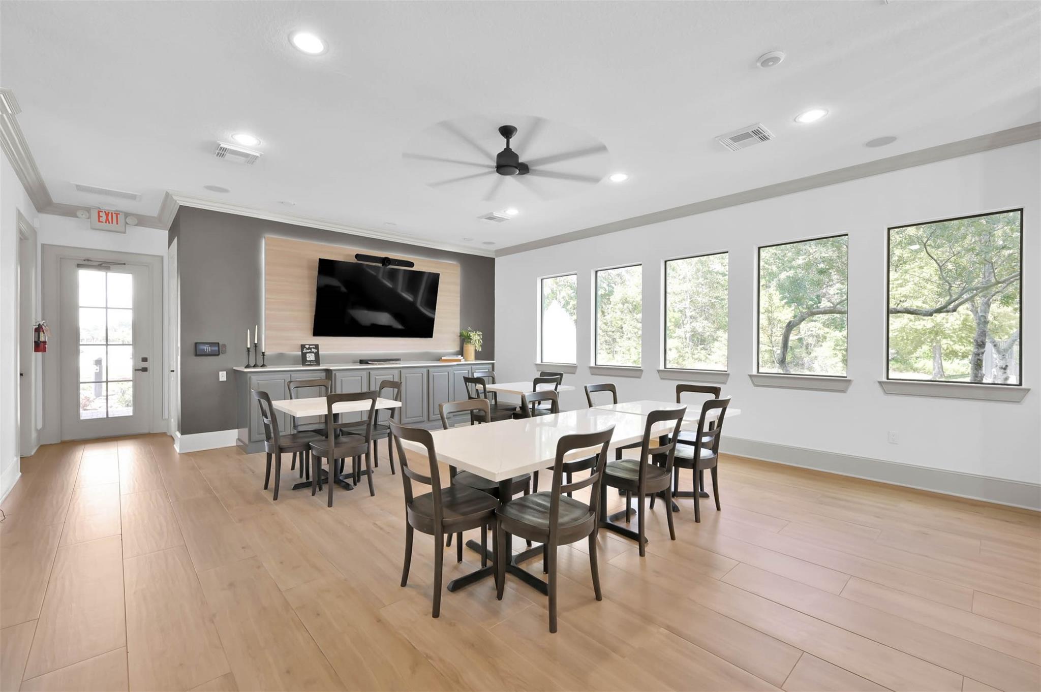 3465 Stablewood Grove Lane