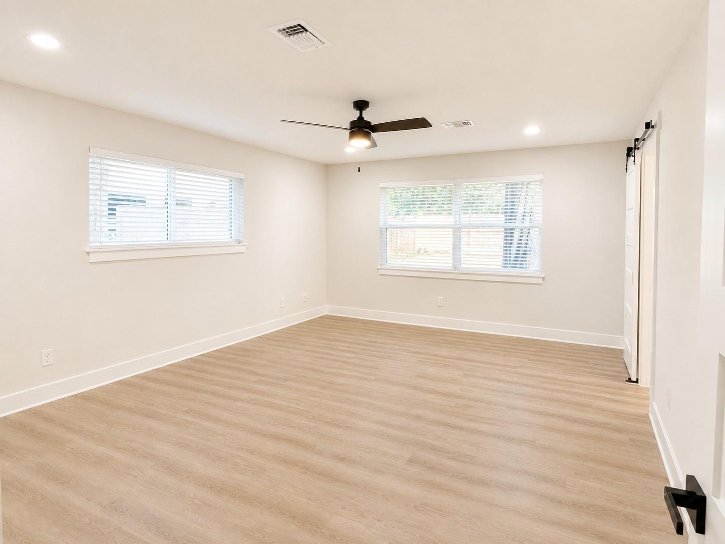 1527 Sungail Drive