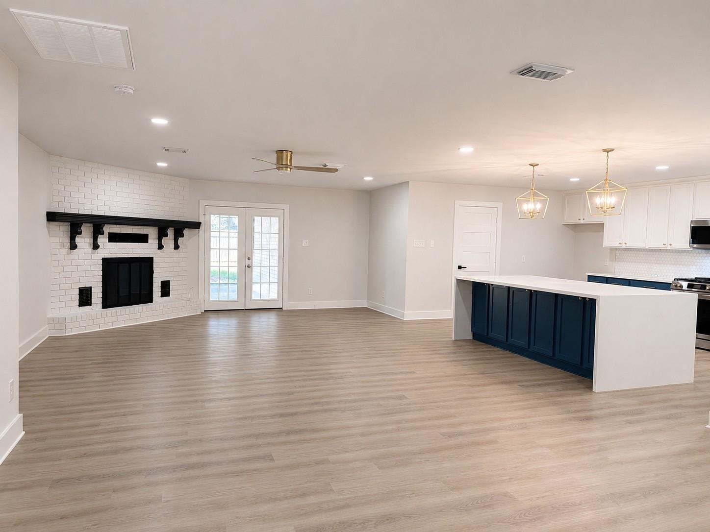 1527 Sungail Drive