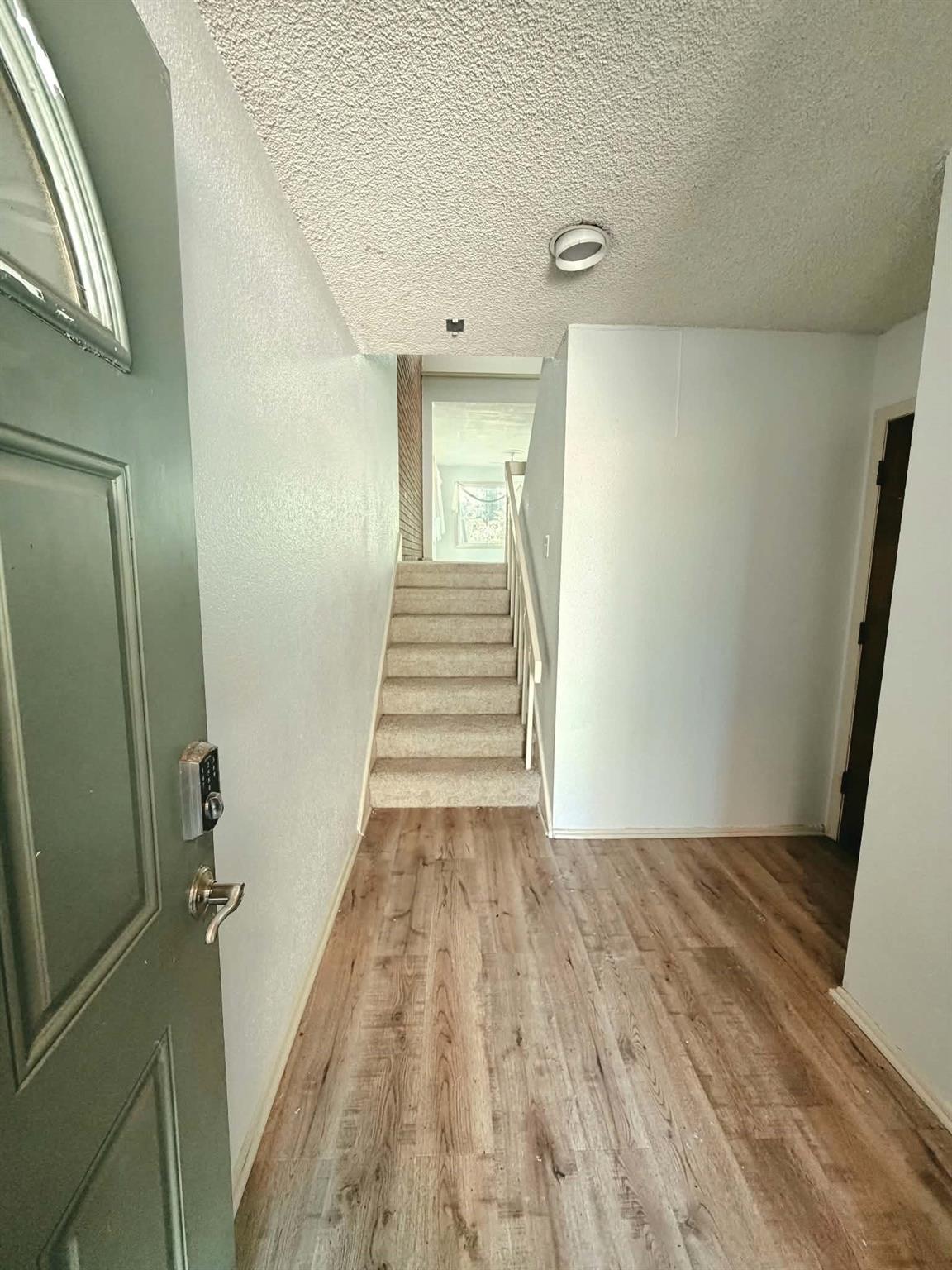 162 Villa Way