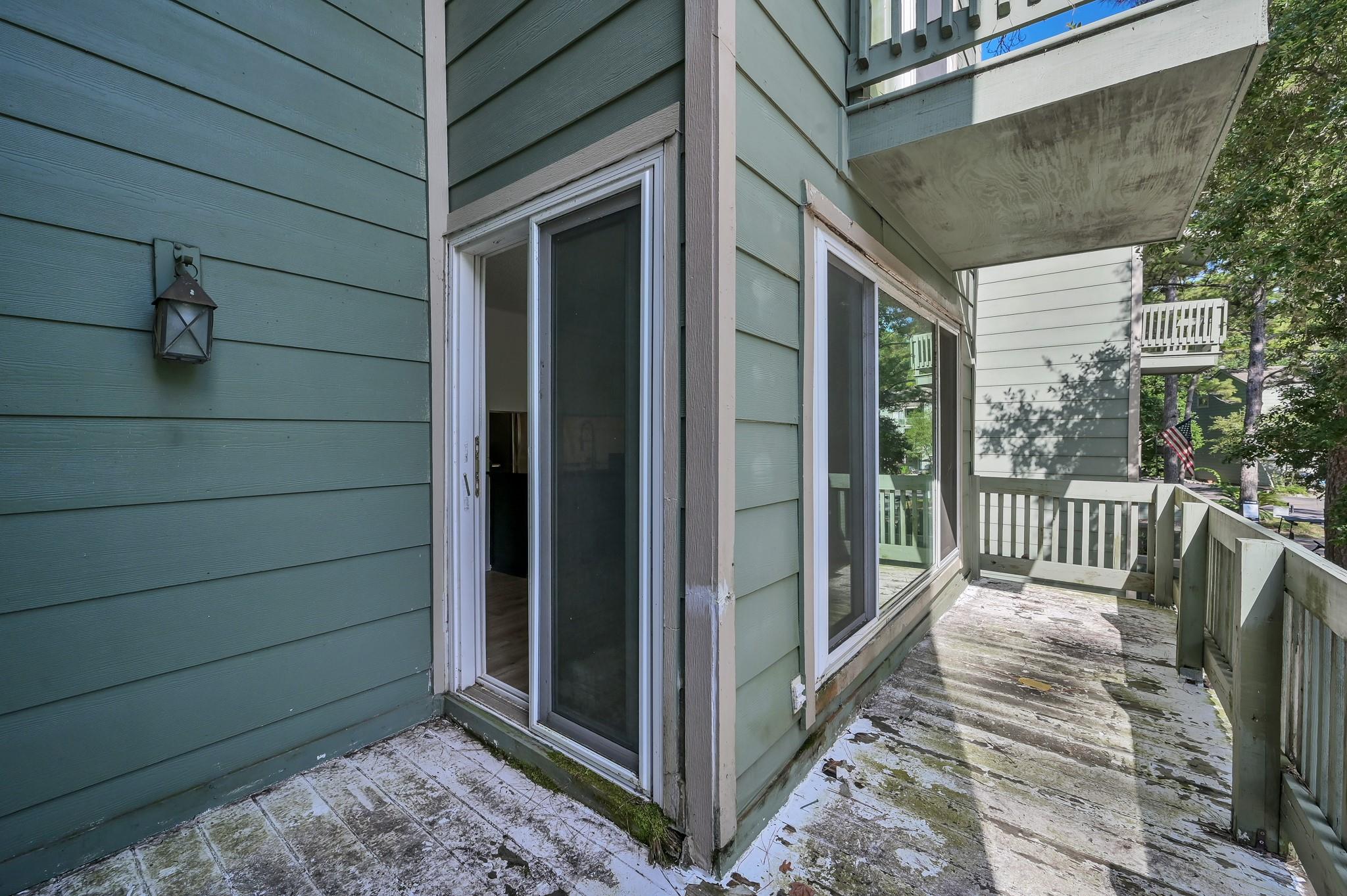 162 Villa Way