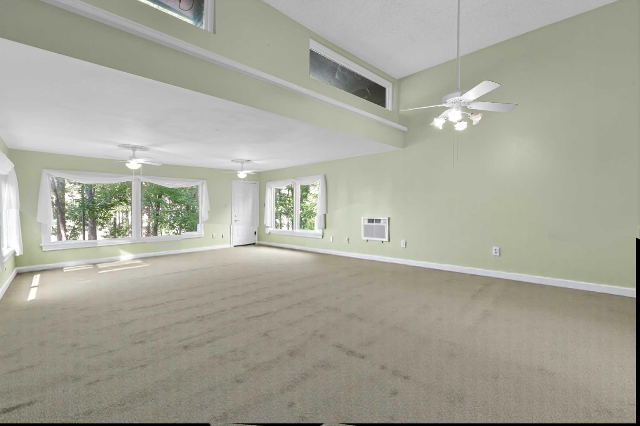 162 Villa Way