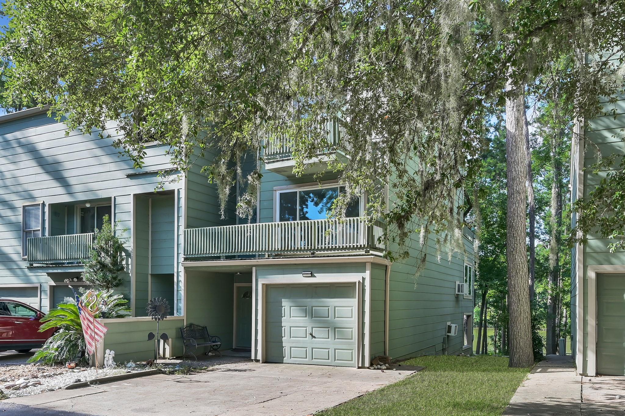 162 Villa Way