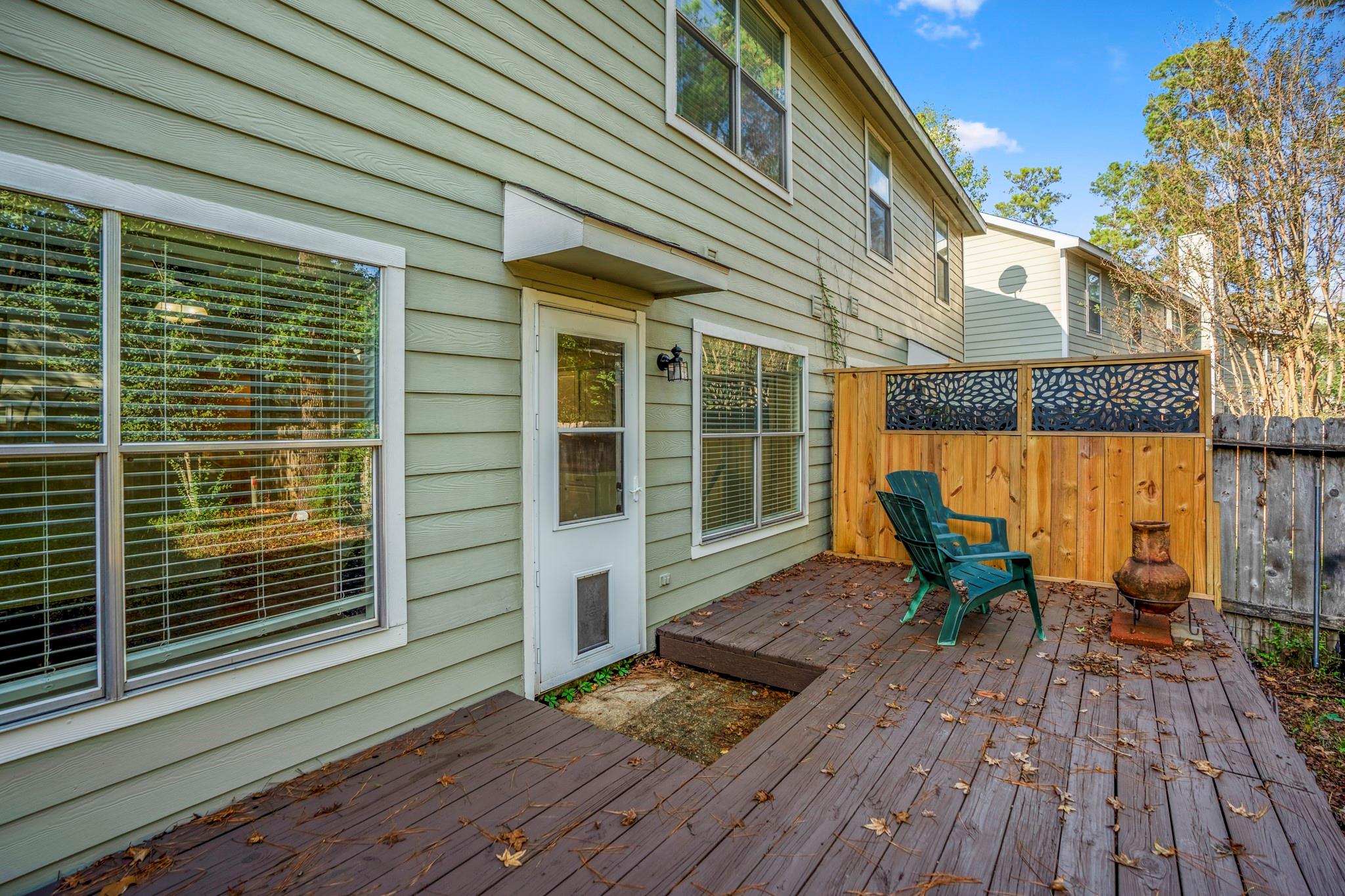 55 N Walden Elms Circle
