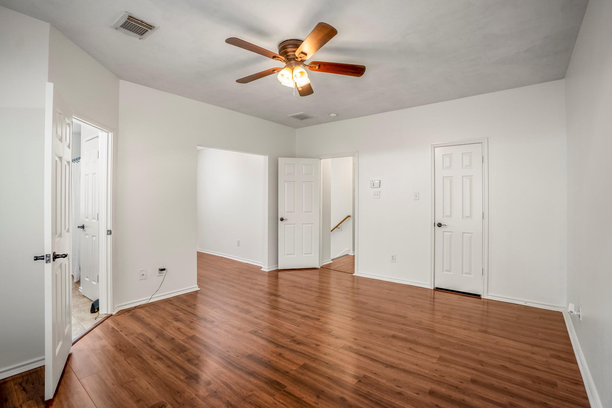 55 N Walden Elms Circle