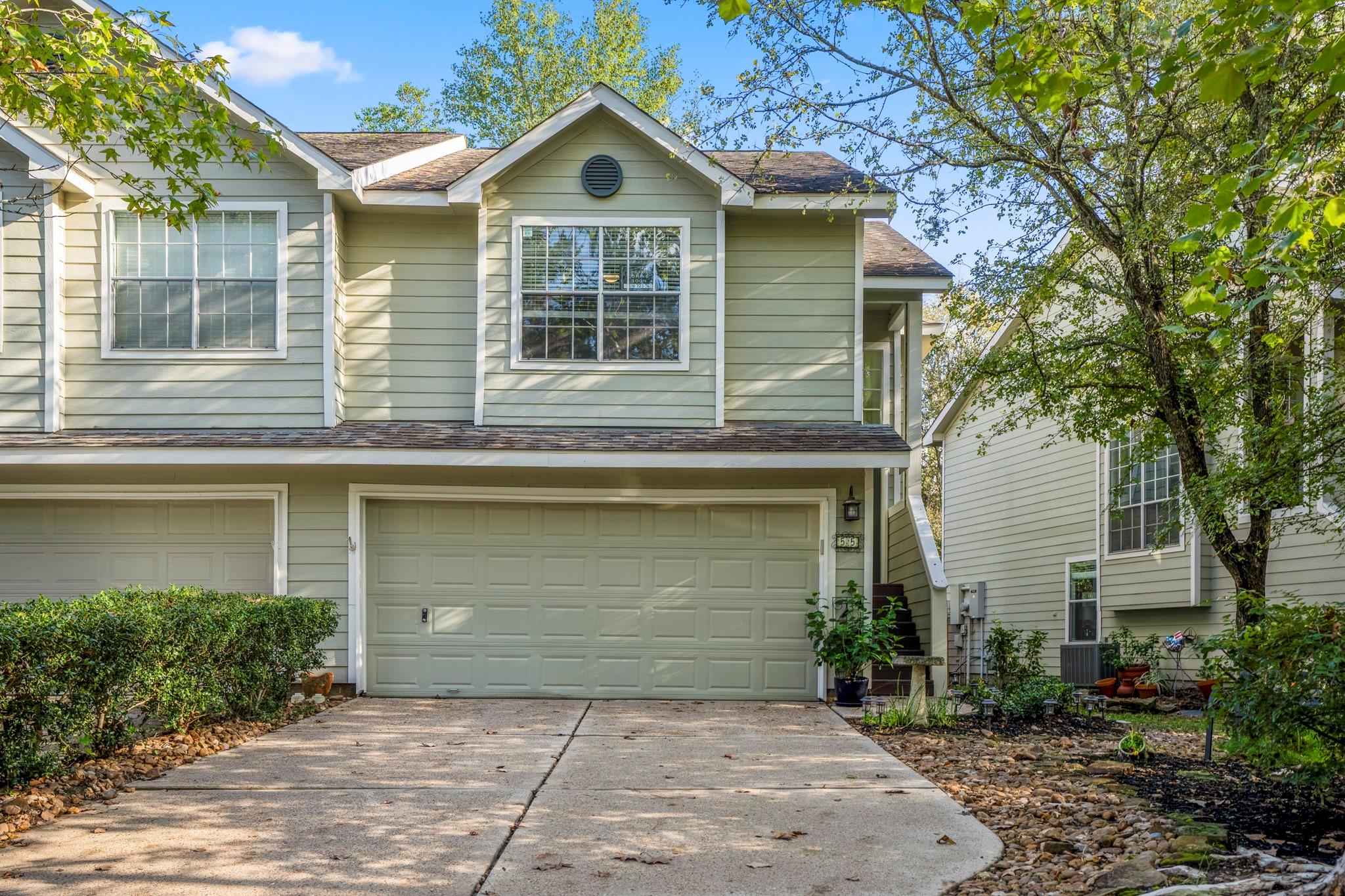 55 N Walden Elms Circle