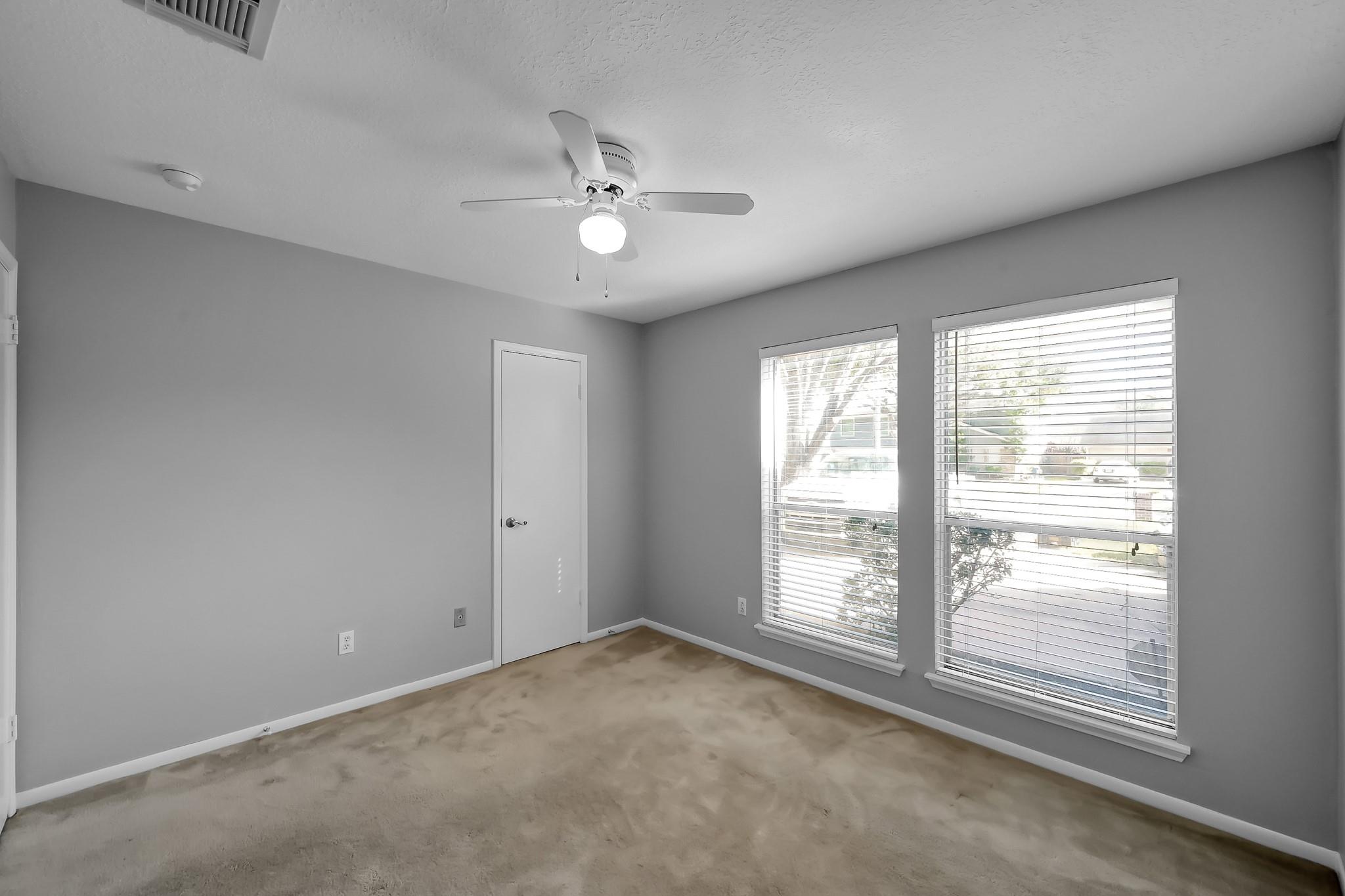 6614 Vialinda Drive
