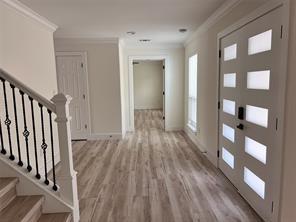 2015 Royal Oak Place