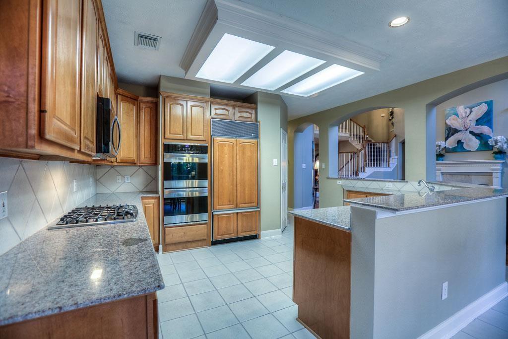 6 Greycrest Place