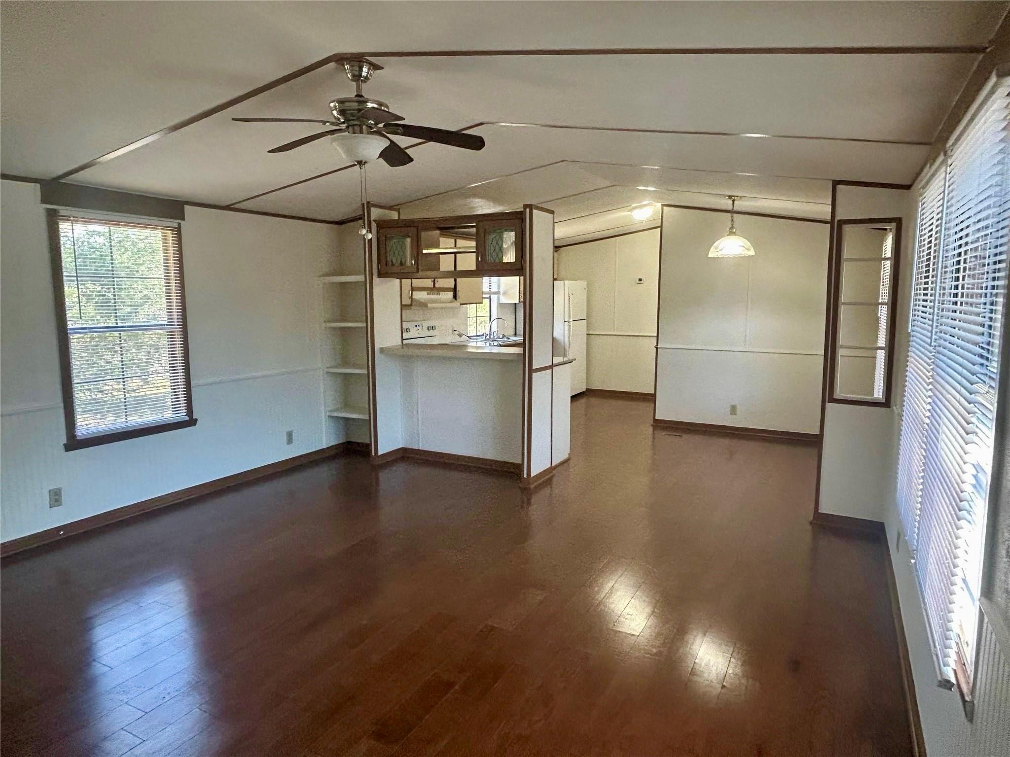 2533 Pioneer Lane