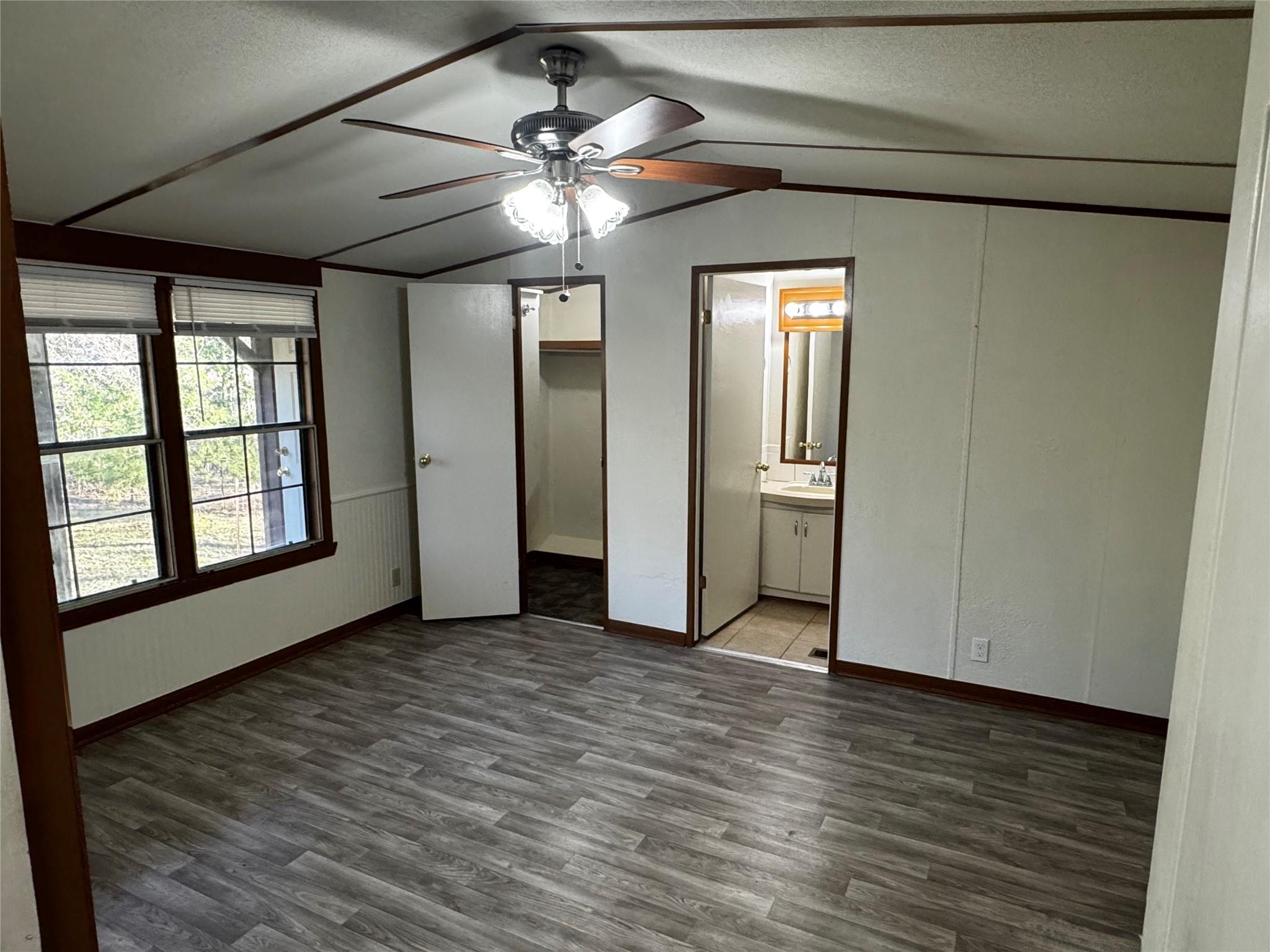 2533 Pioneer Lane
