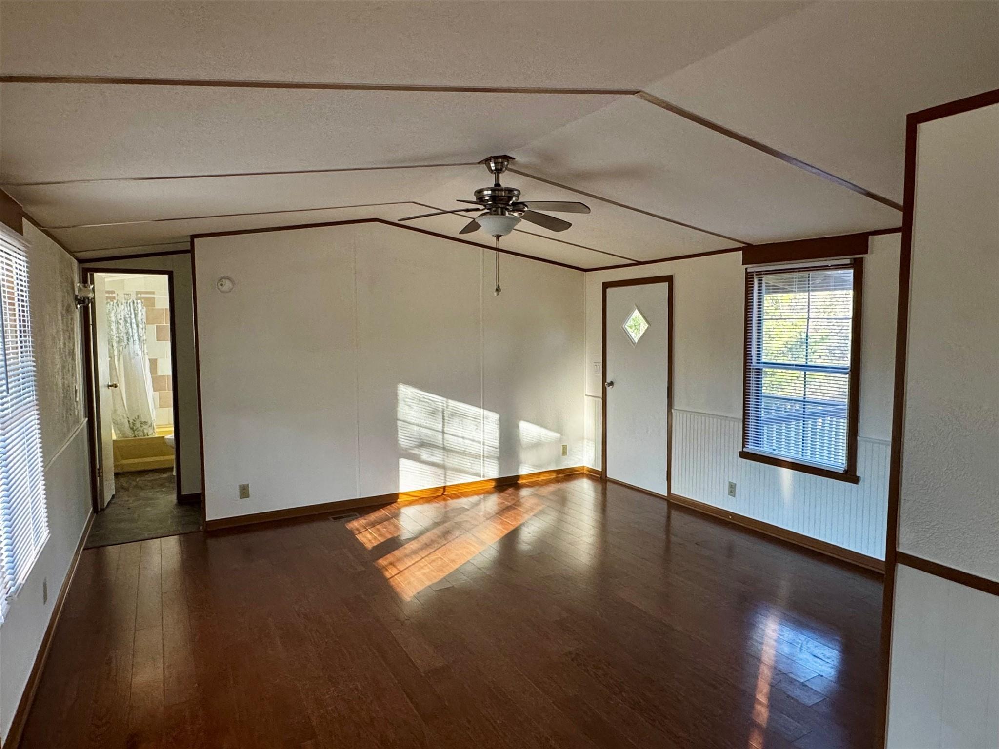 2533 Pioneer Lane