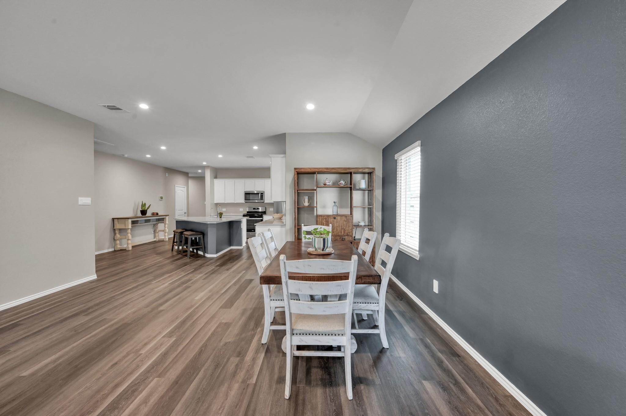 319 Chateau Bay Lane