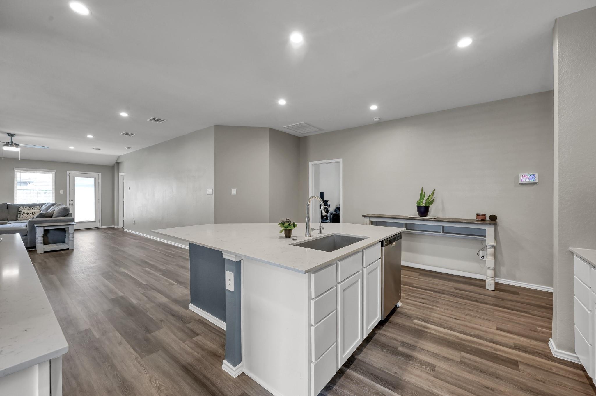 319 Chateau Bay Lane