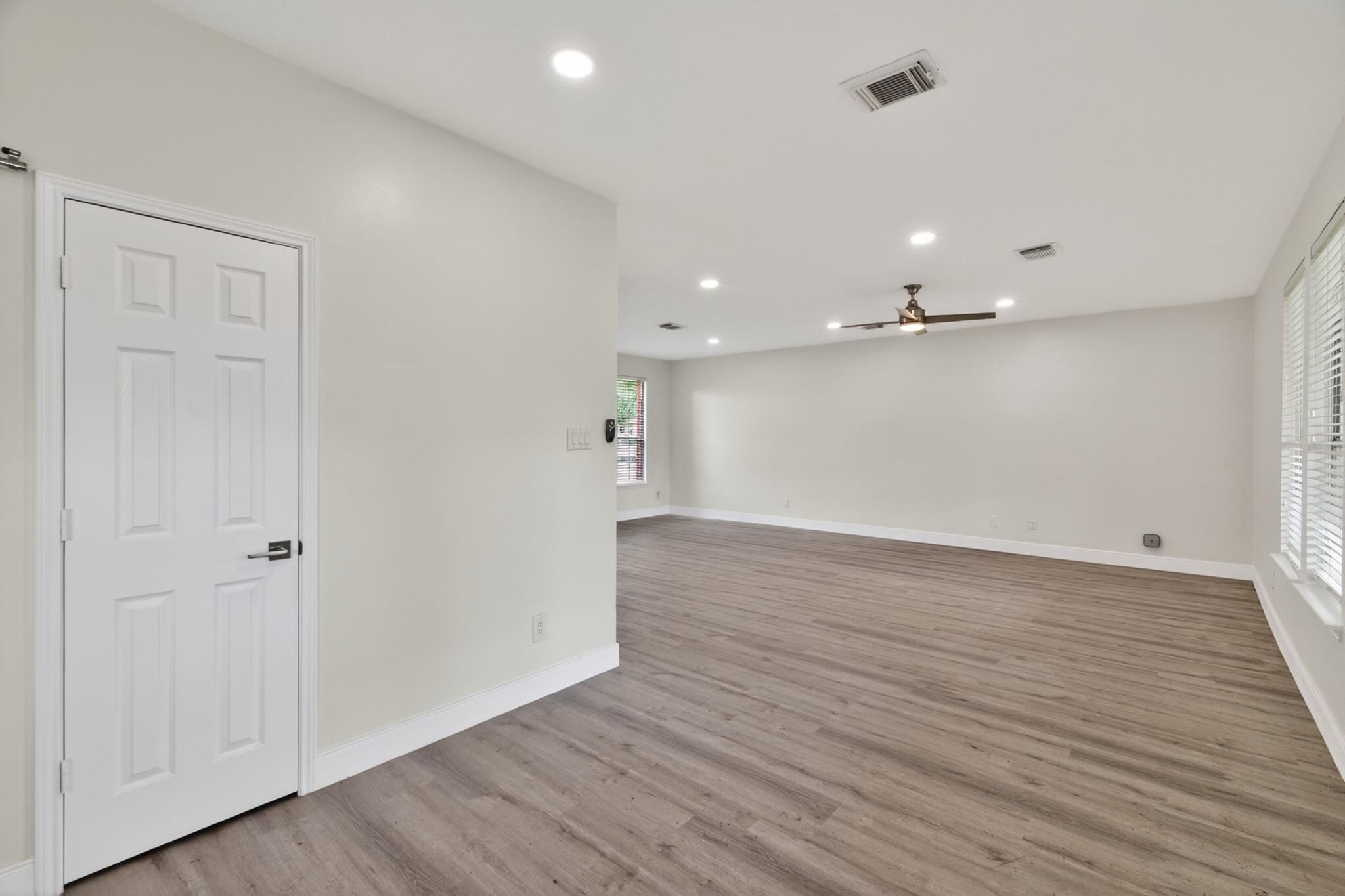 918 Ivycroft Lane