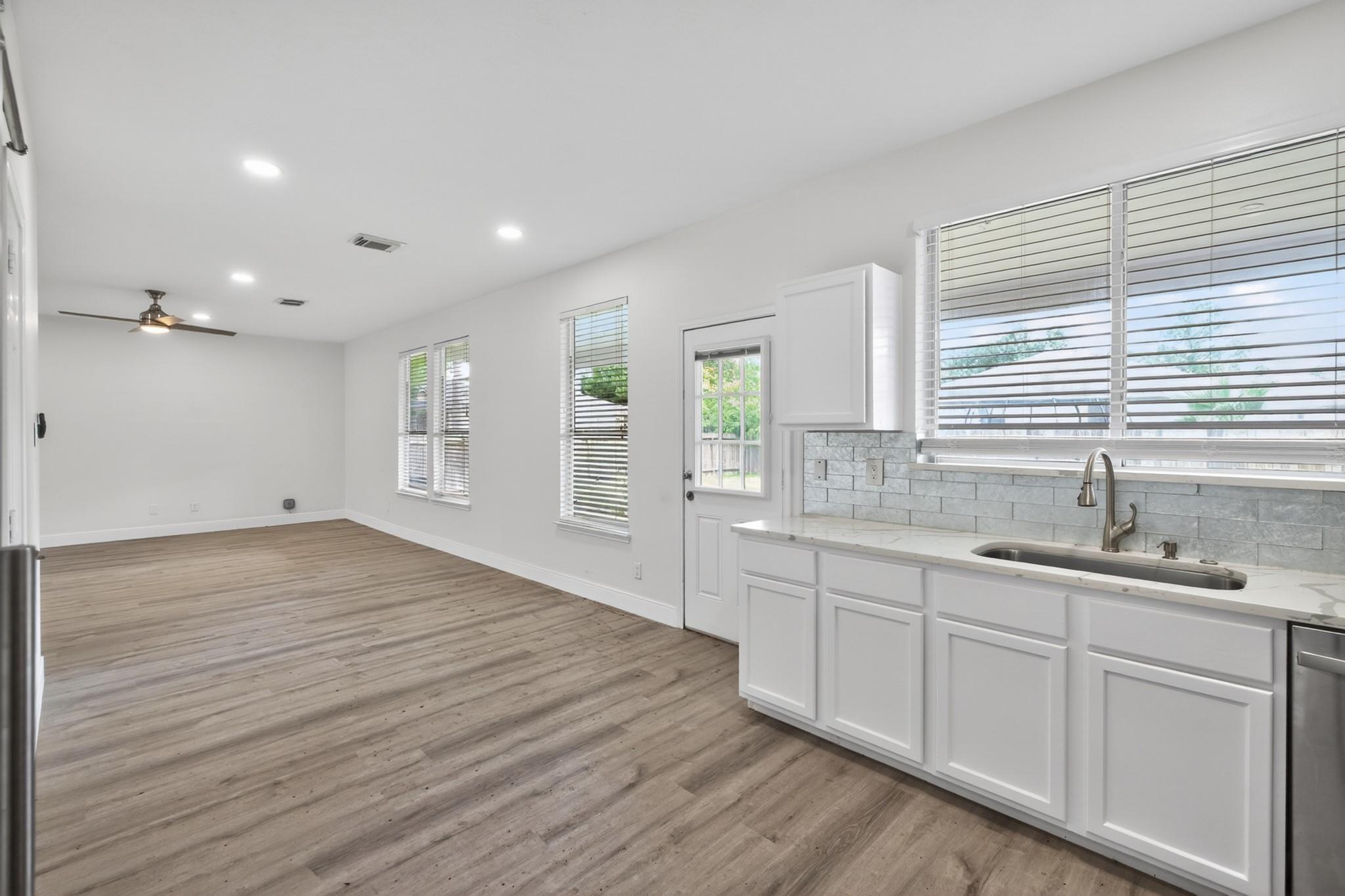 918 Ivycroft Lane