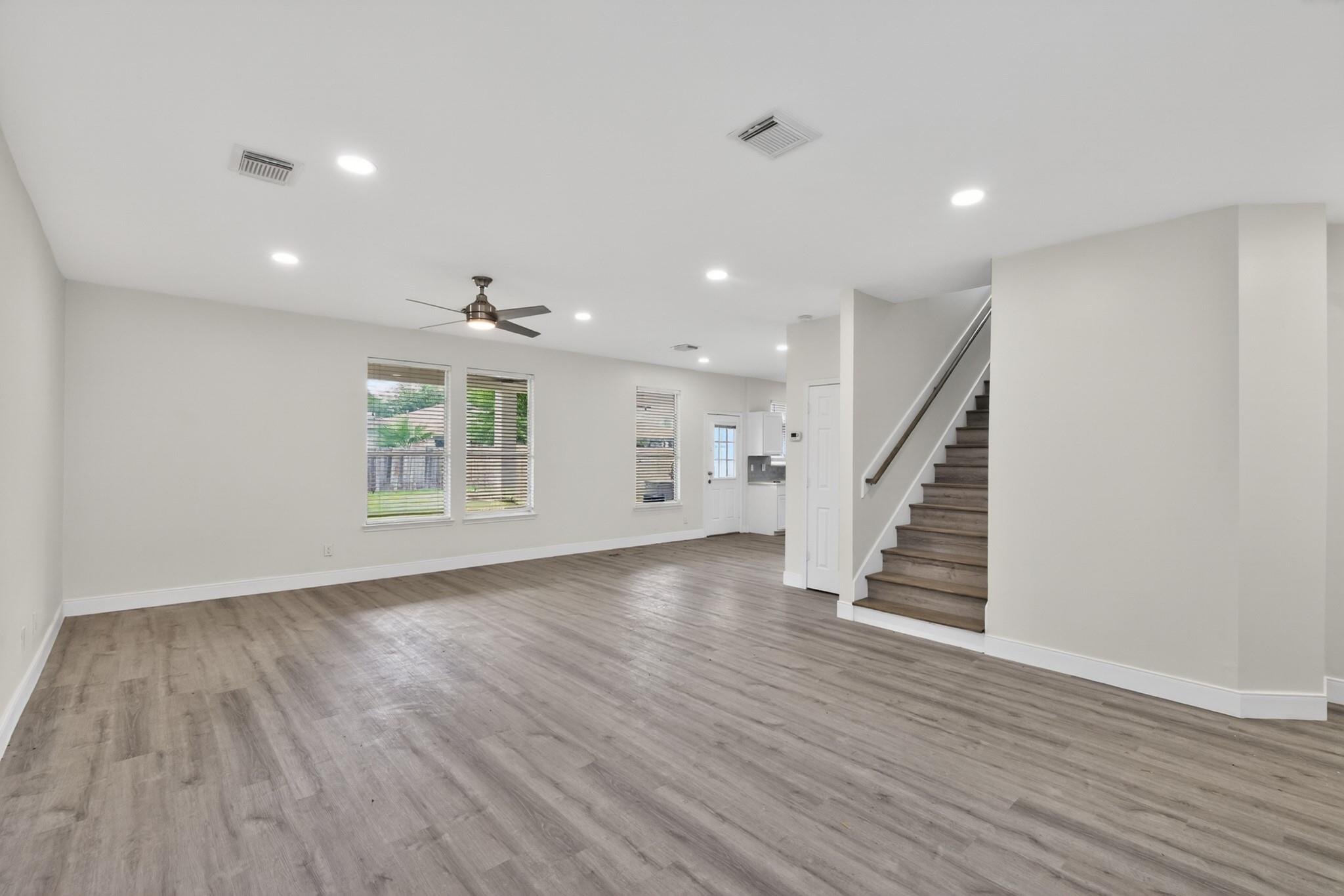 918 Ivycroft Lane