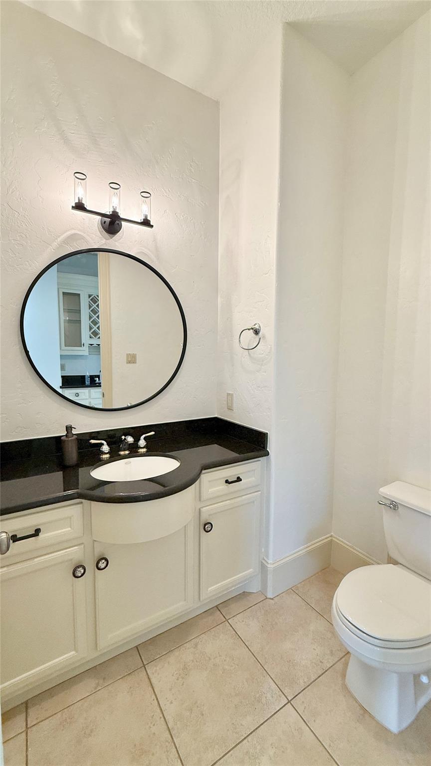 8103 Hideaway Lake Circle