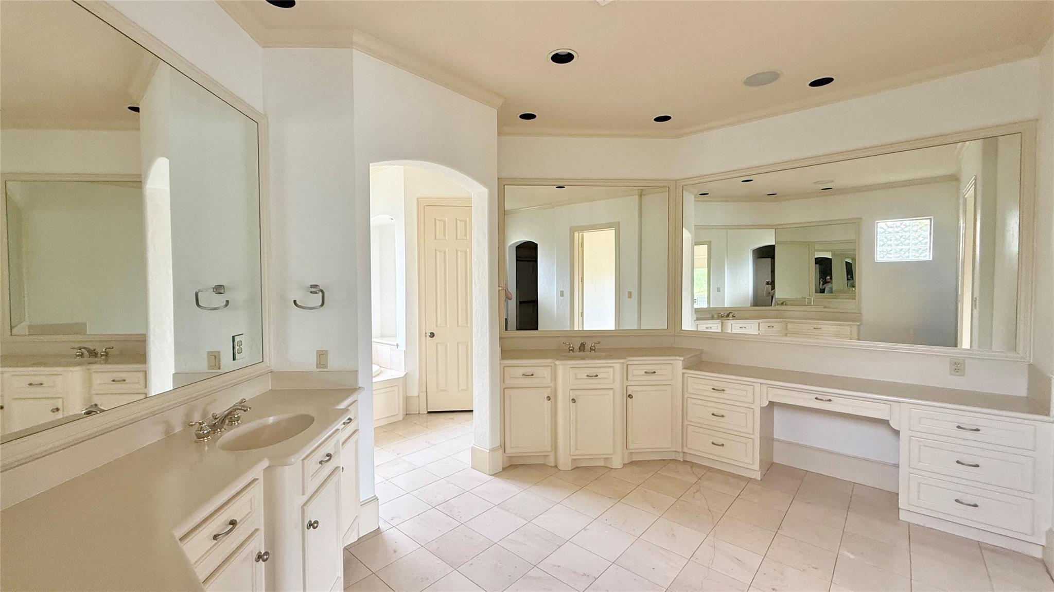 8103 Hideaway Lake Circle