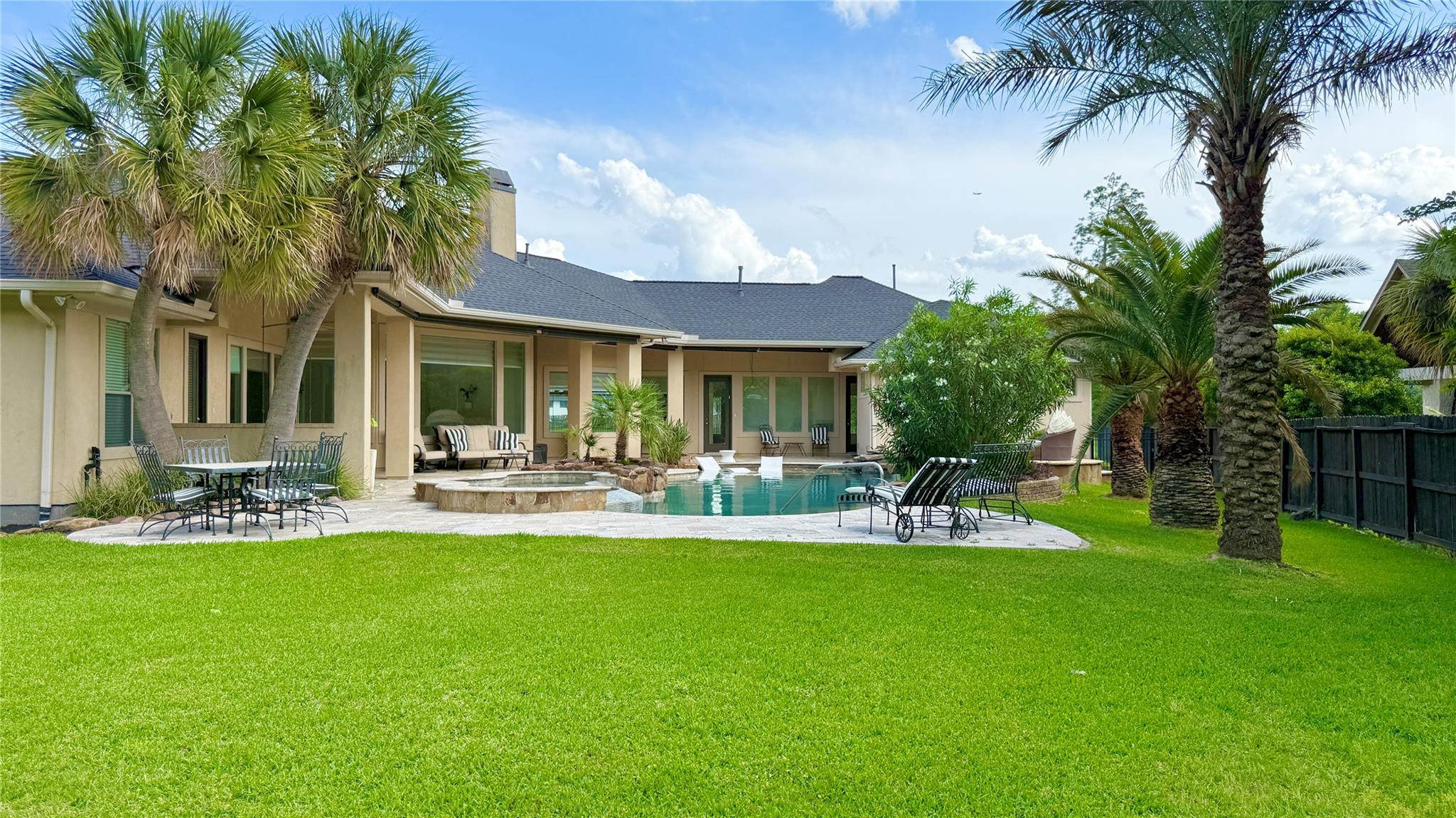 8103 Hideaway Lake Circle