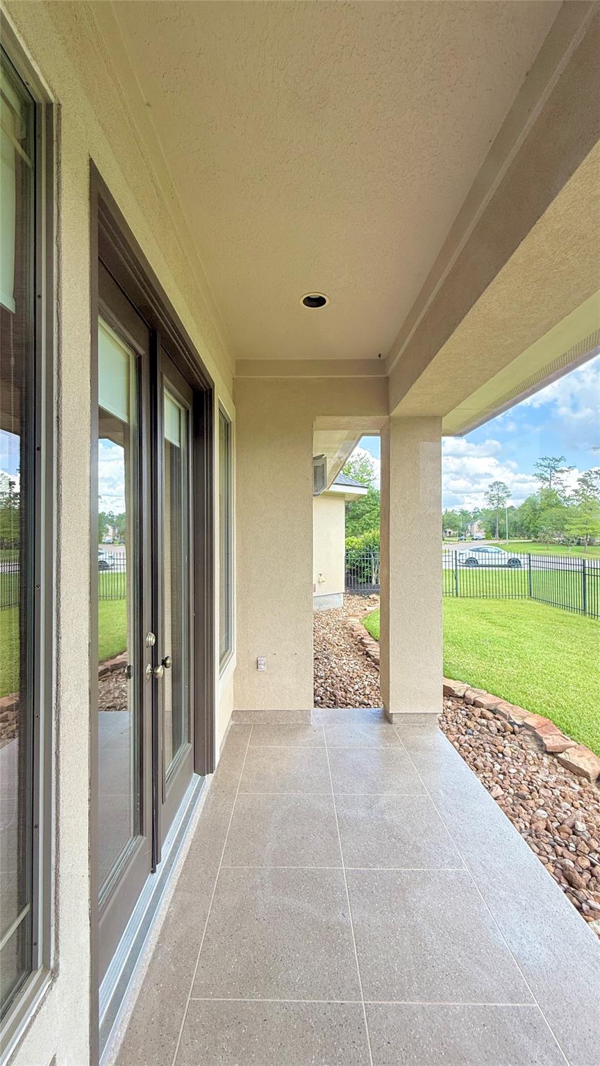 8103 Hideaway Lake Circle