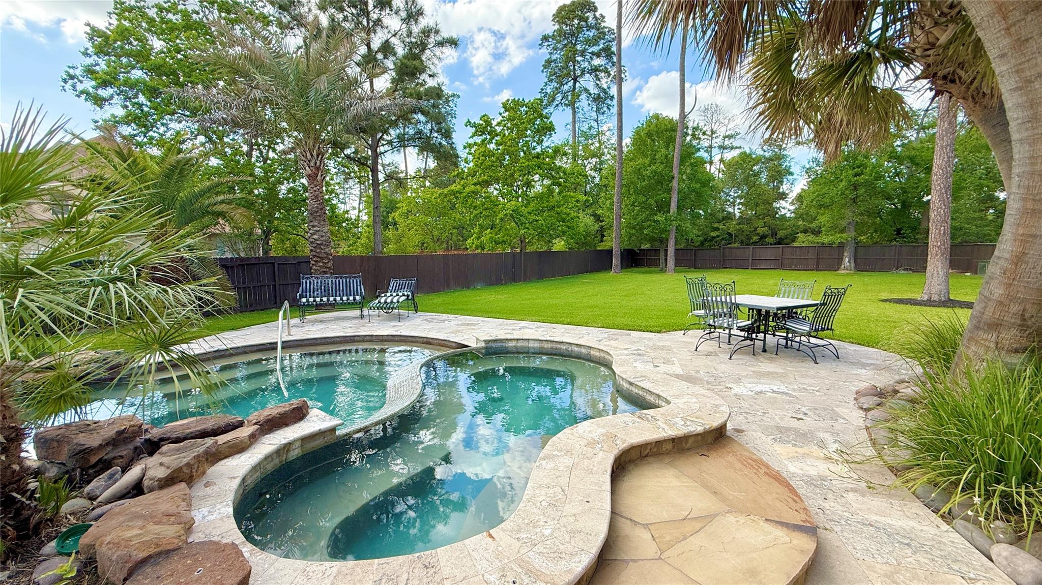 8103 Hideaway Lake Circle