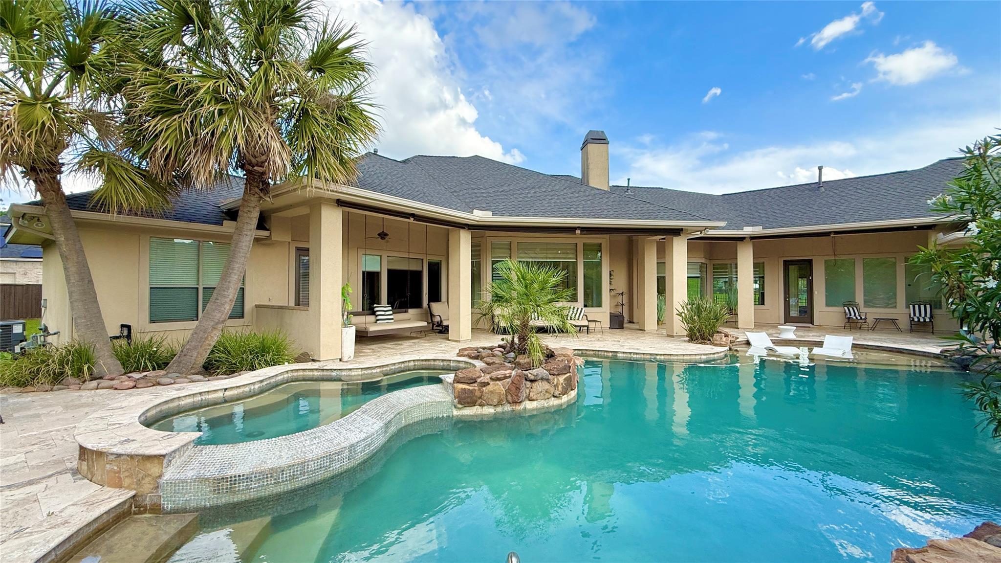 8103 Hideaway Lake Circle