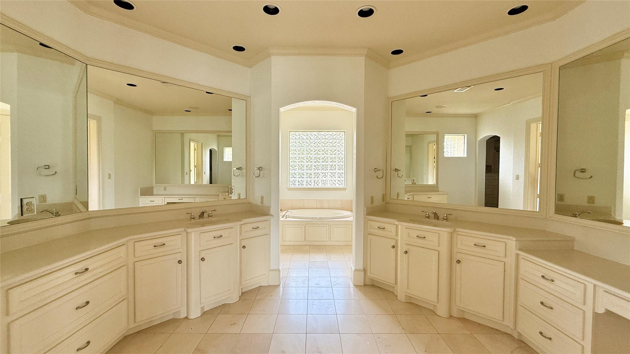 8103 Hideaway Lake Circle