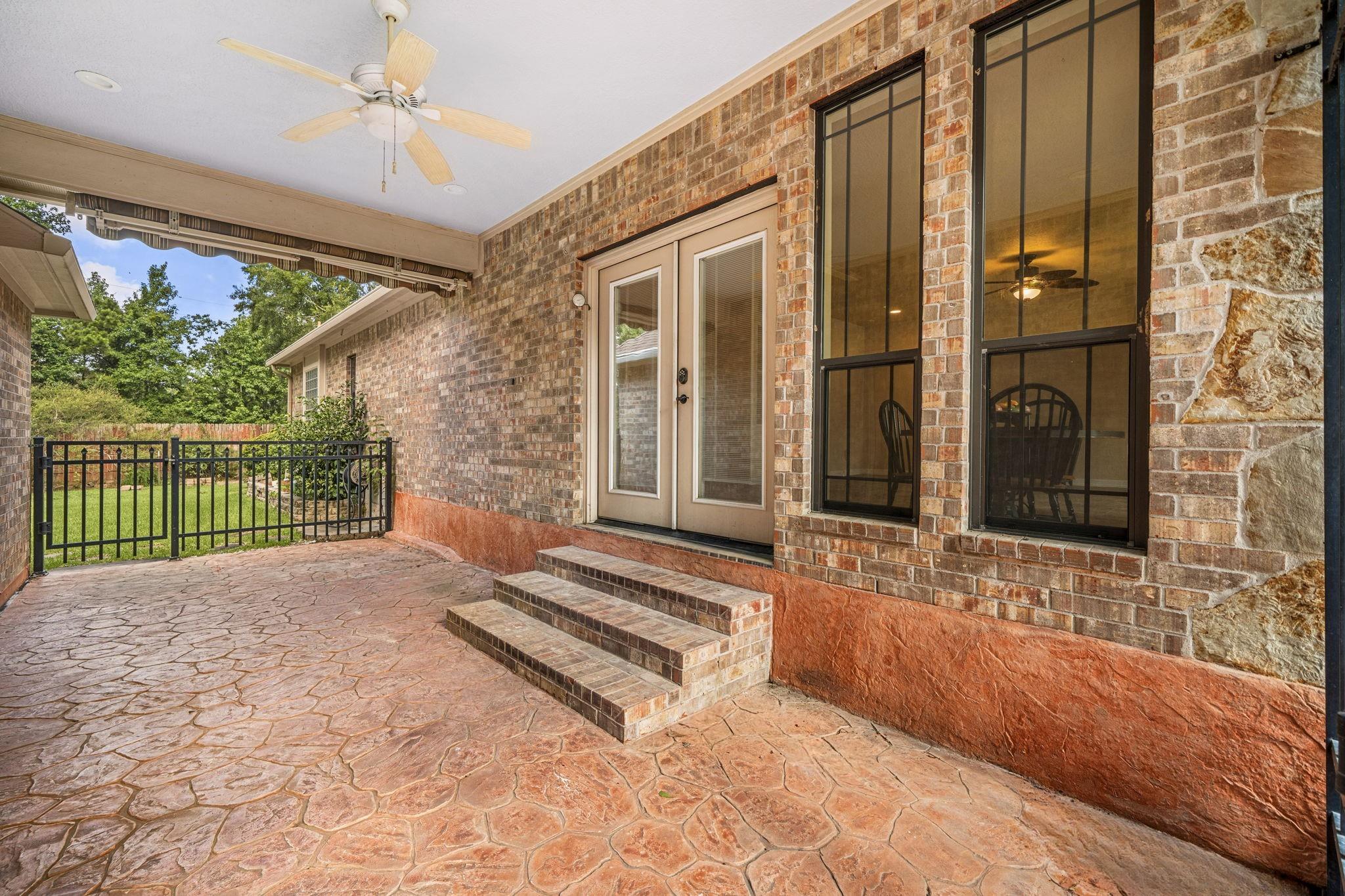 28618 Benders Crossing Drive