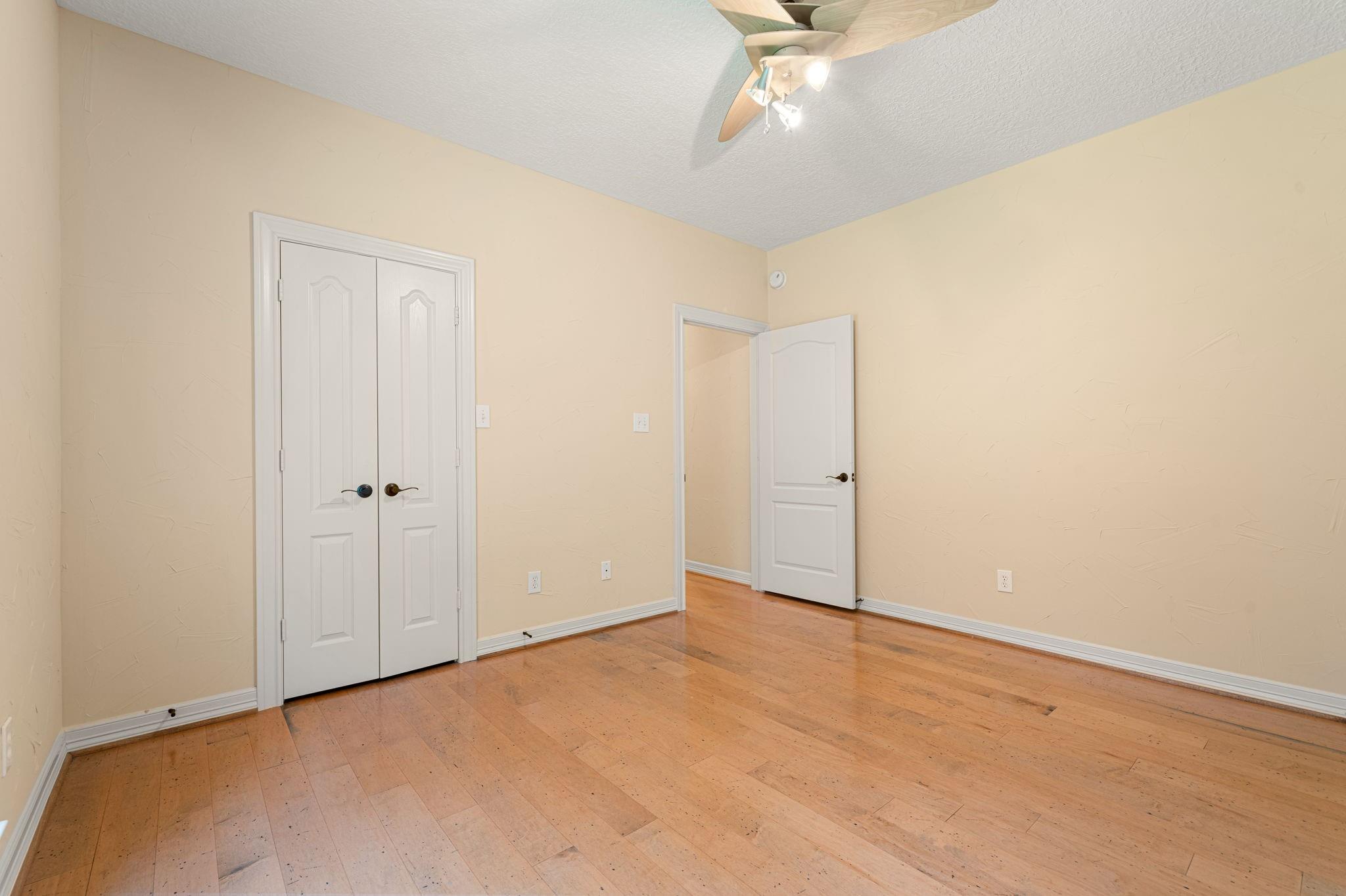 28618 Benders Crossing Drive