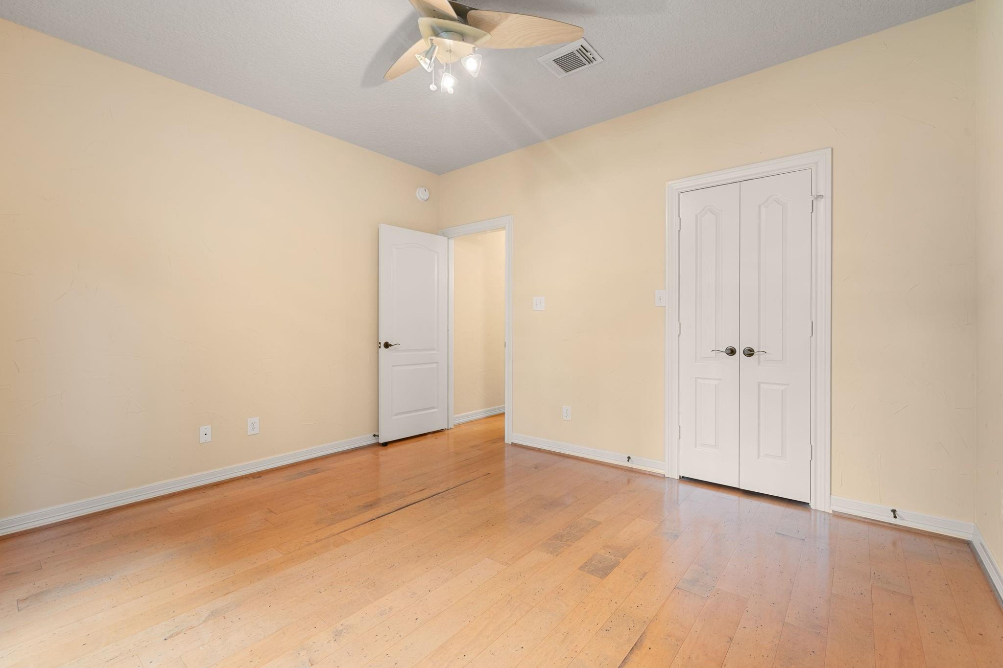 28618 Benders Crossing Drive